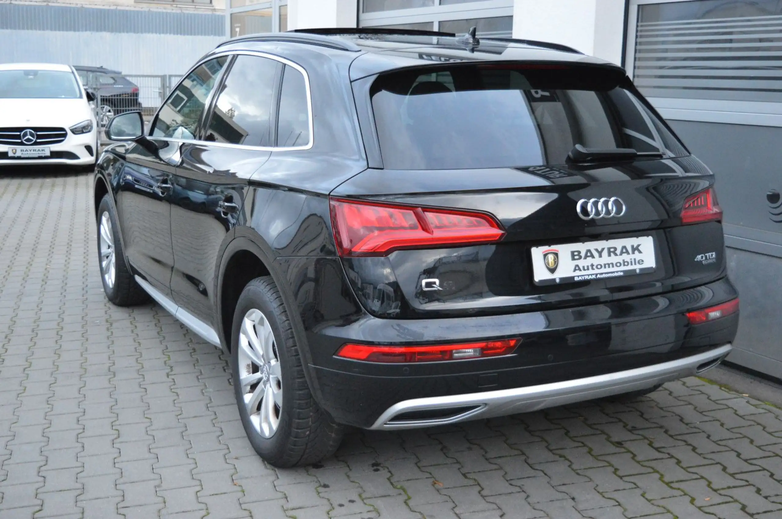 Audi - Q5