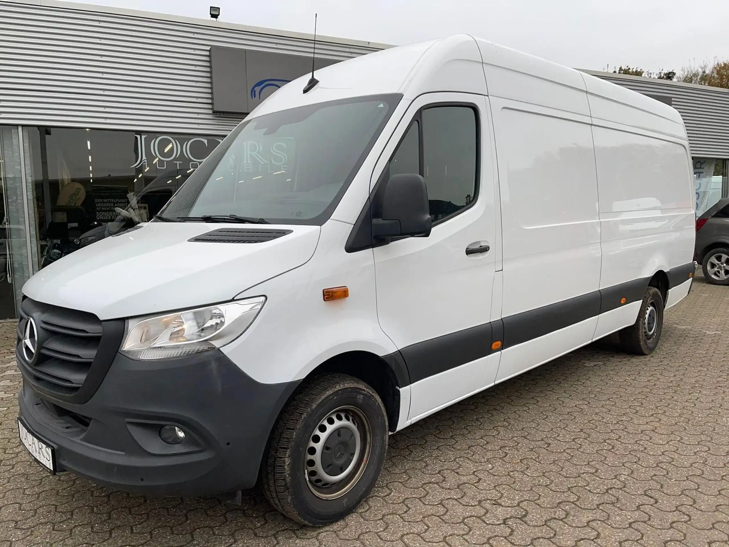 Mercedes-Benz - Sprinter