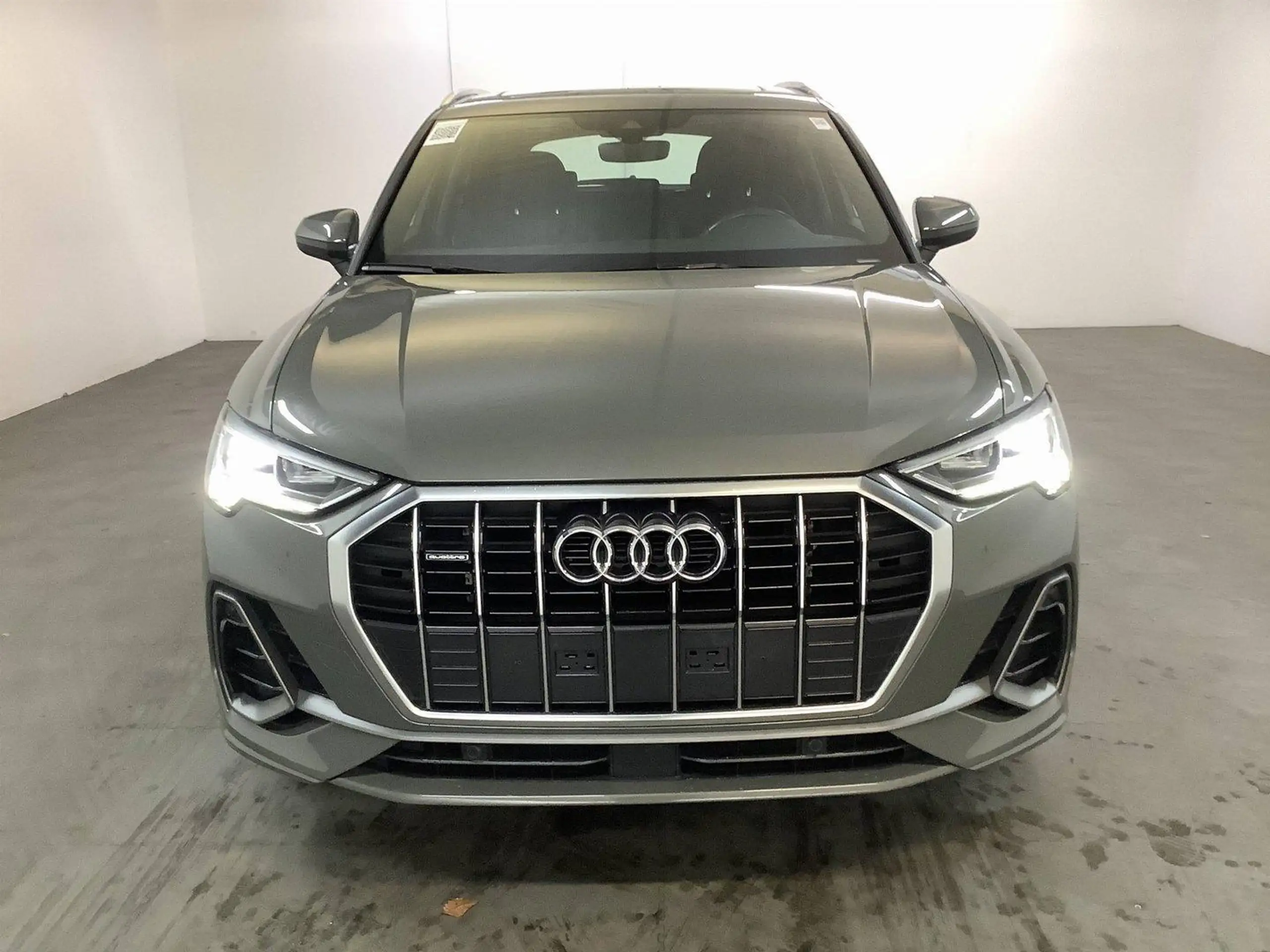 Audi - Q3