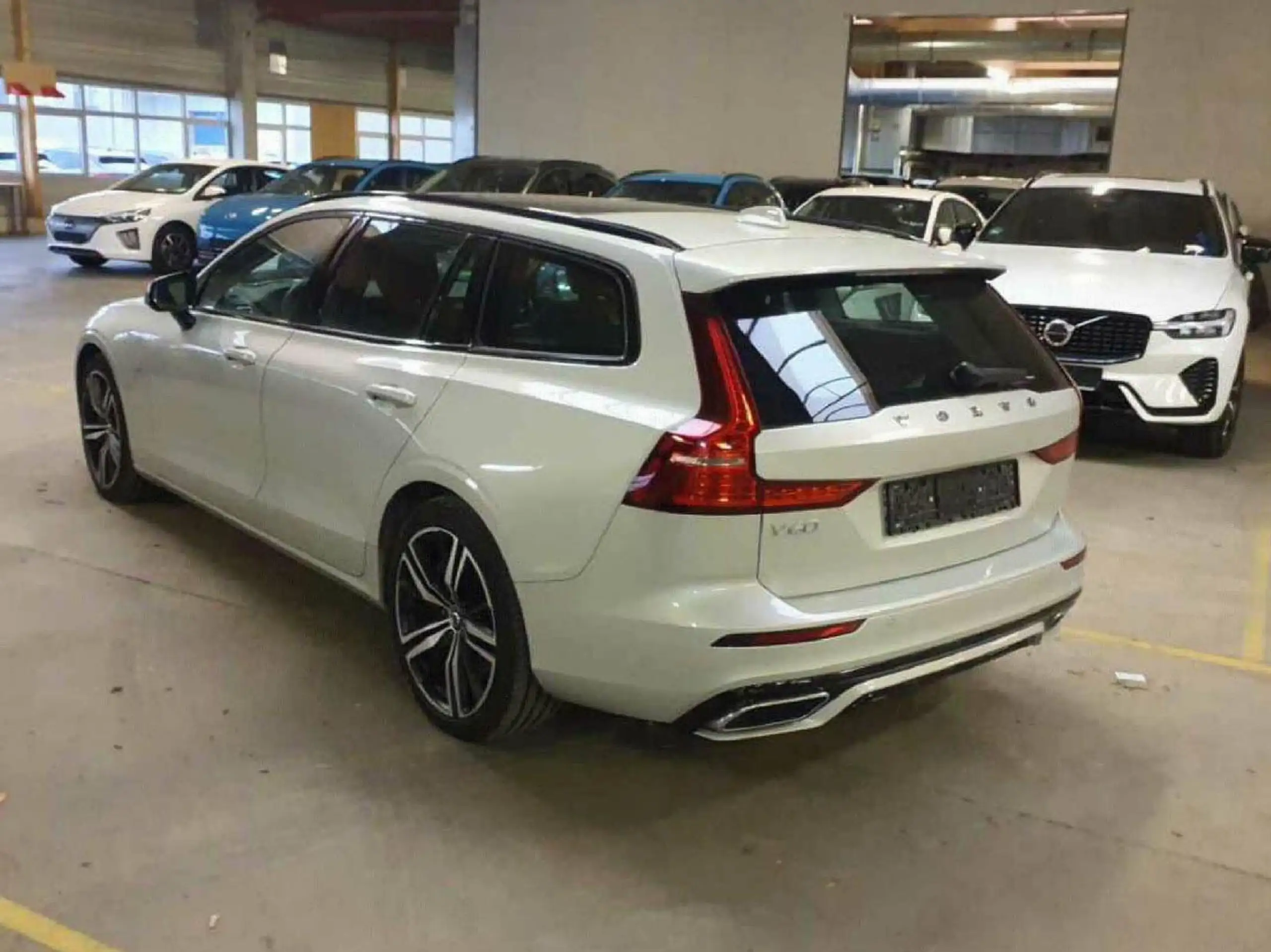 Volvo - V60