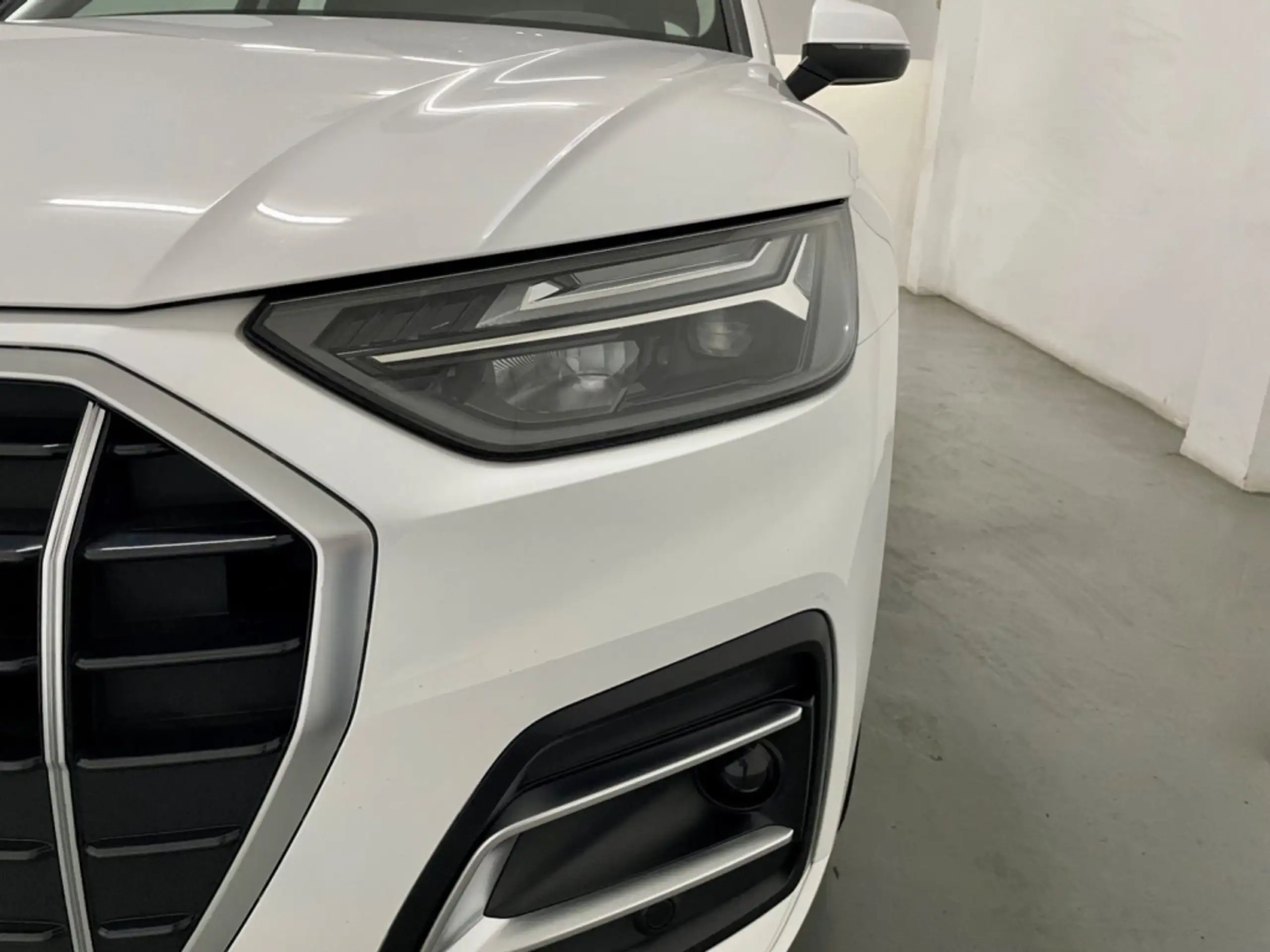 Audi - Q5