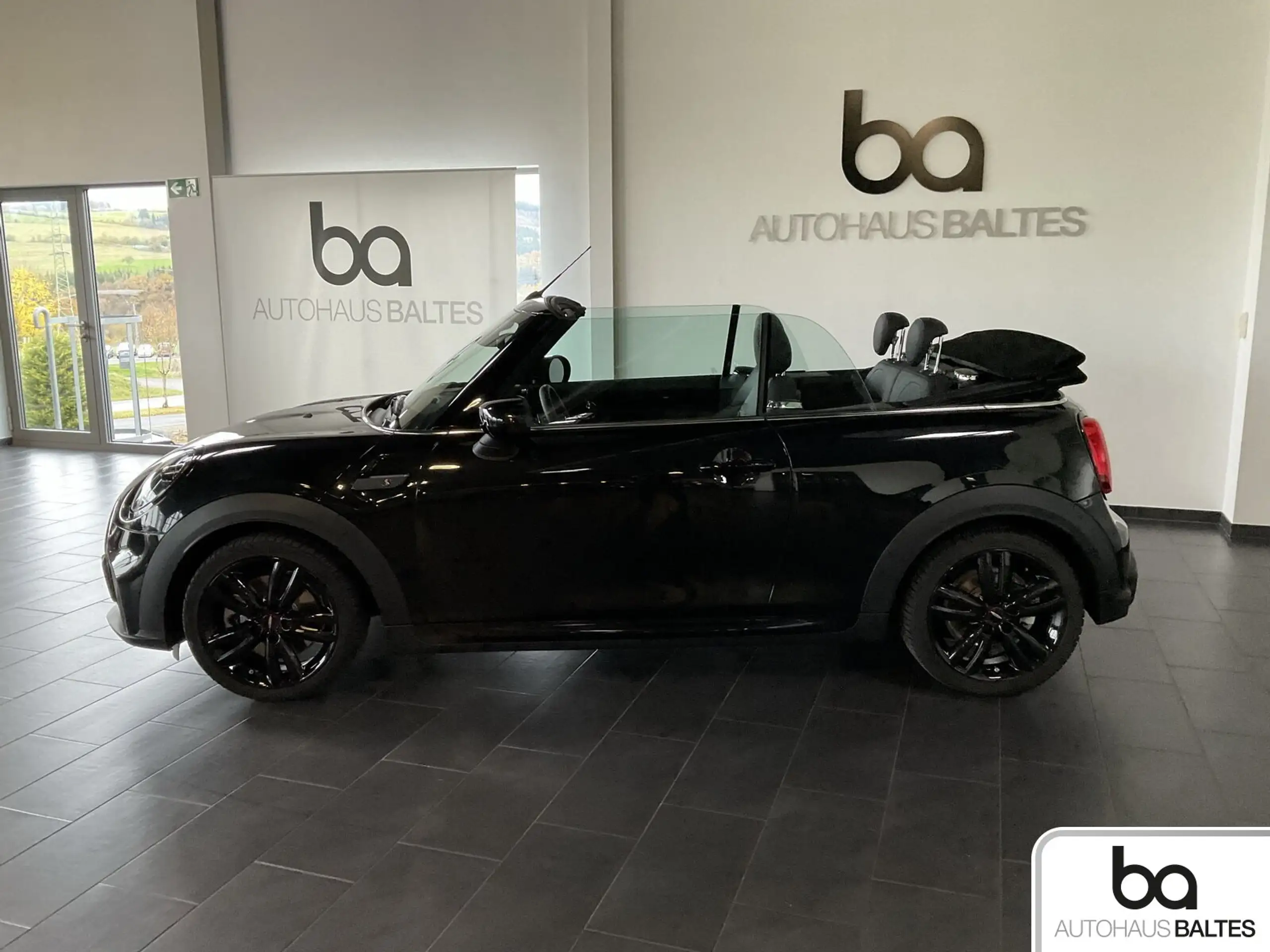 MINI - Cooper S Cabrio