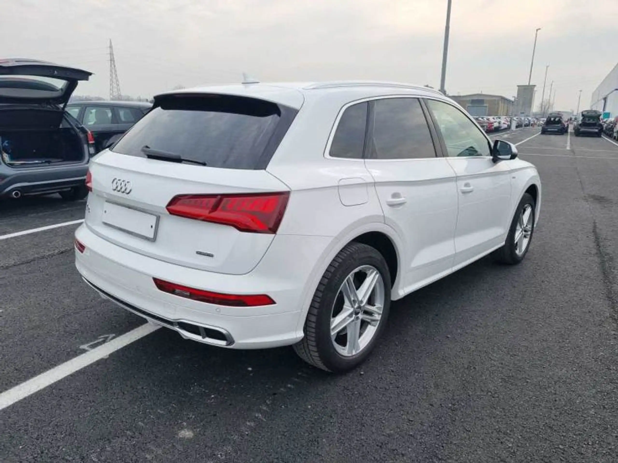 Audi - Q5