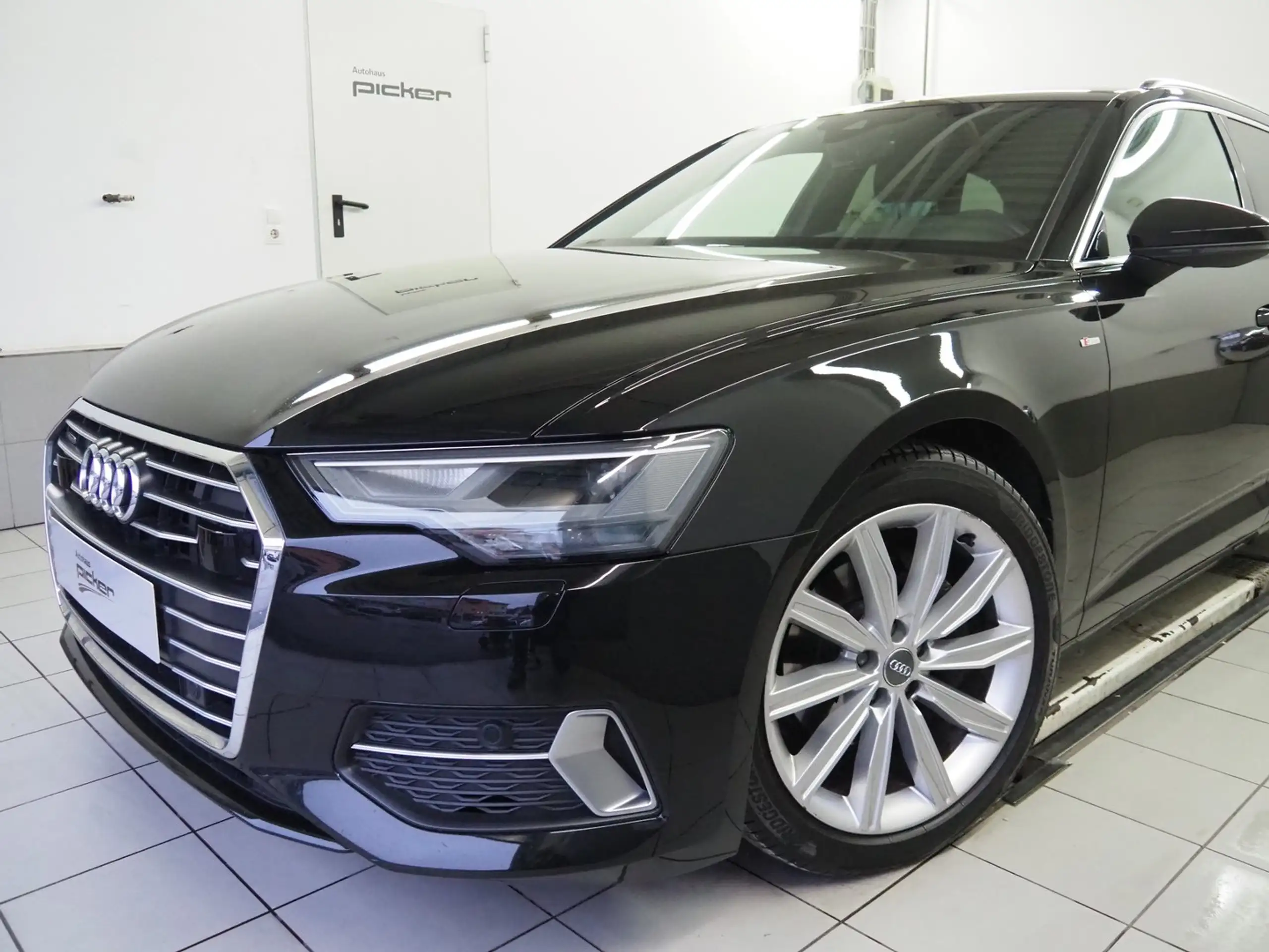 Audi - A6