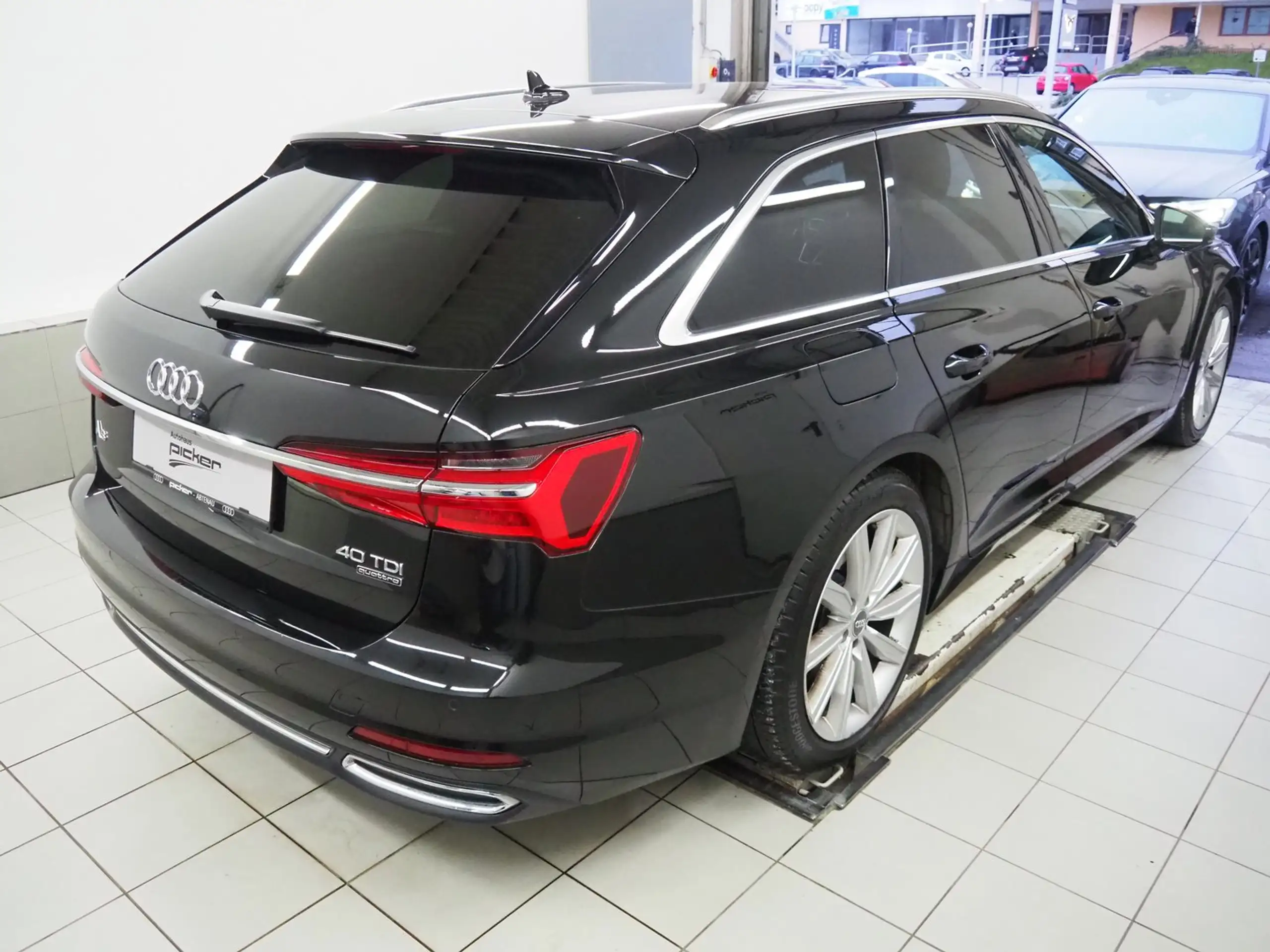 Audi - A6