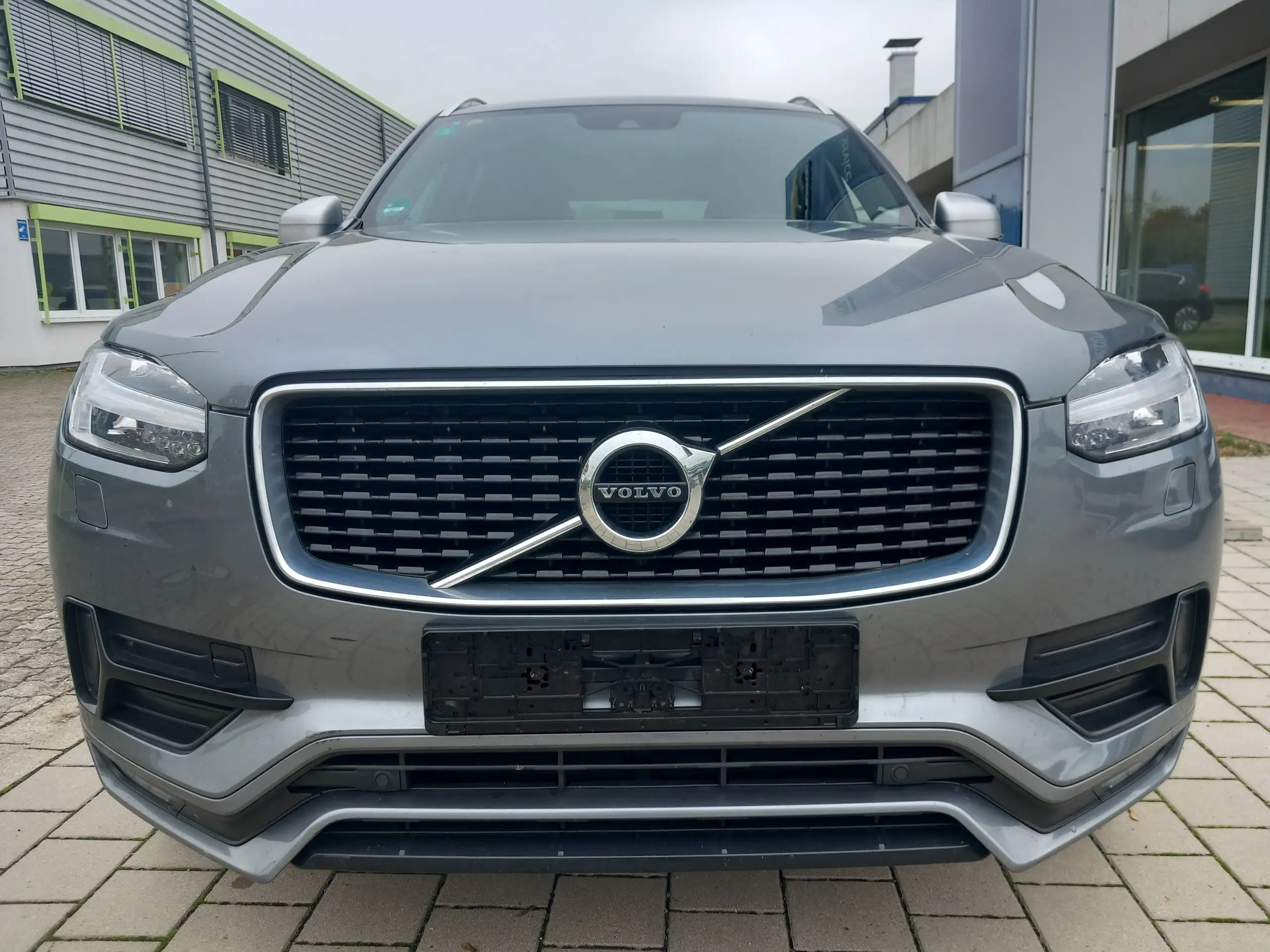 Volvo - XC90