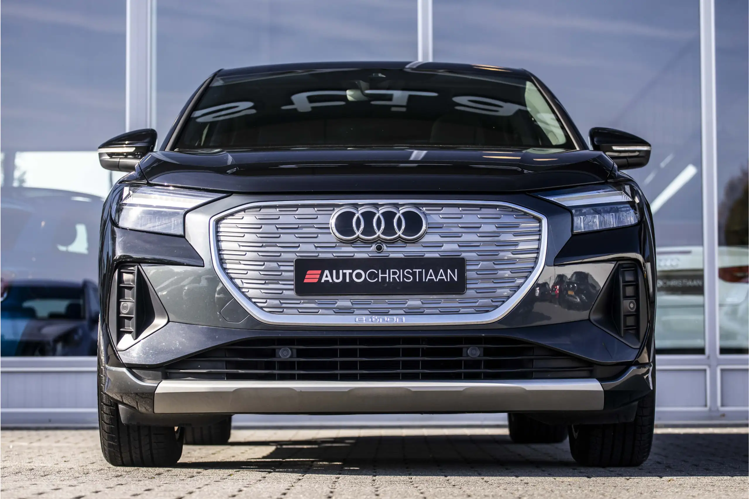 Audi - Q4 e-tron