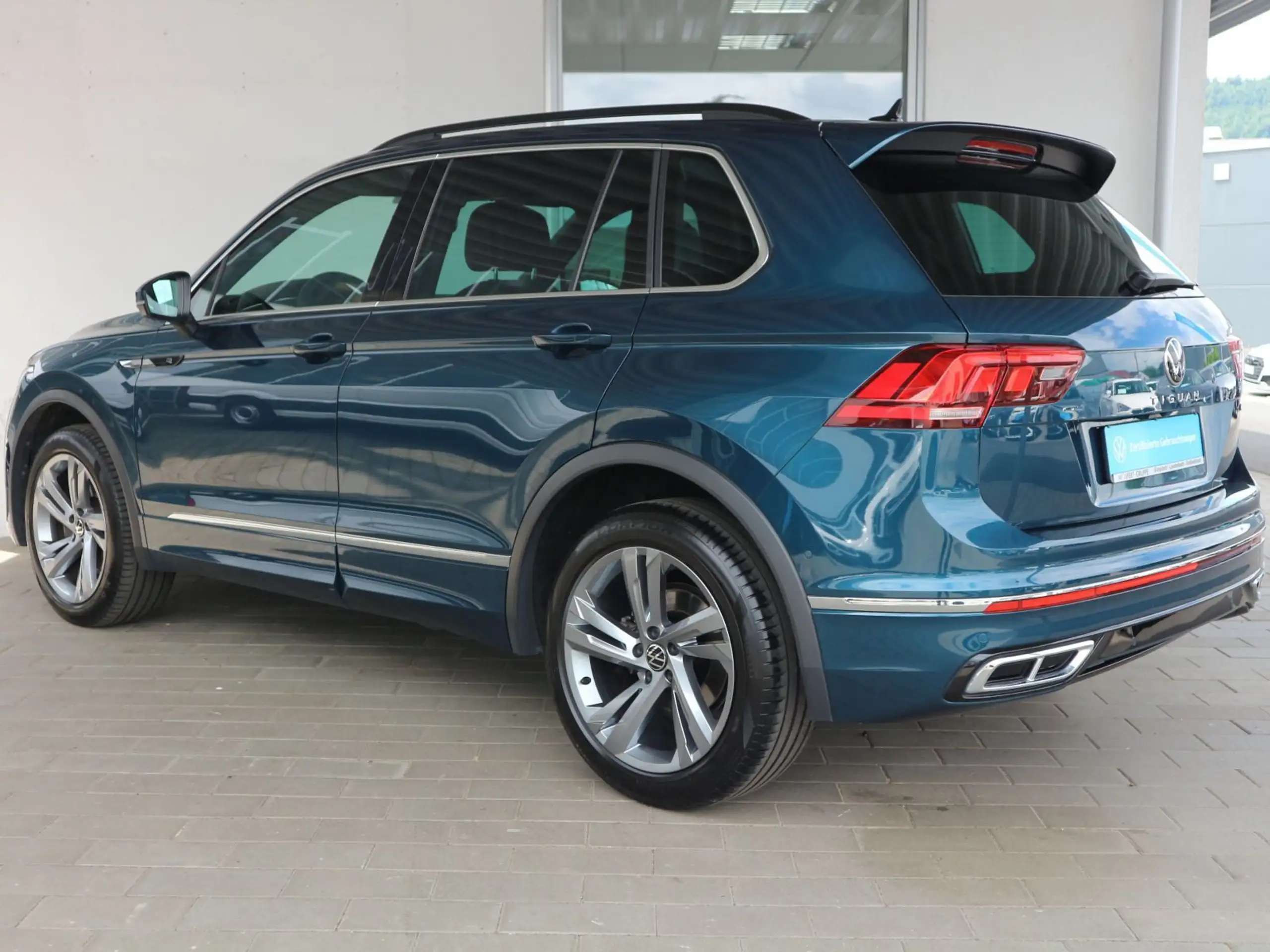 Volkswagen - Tiguan