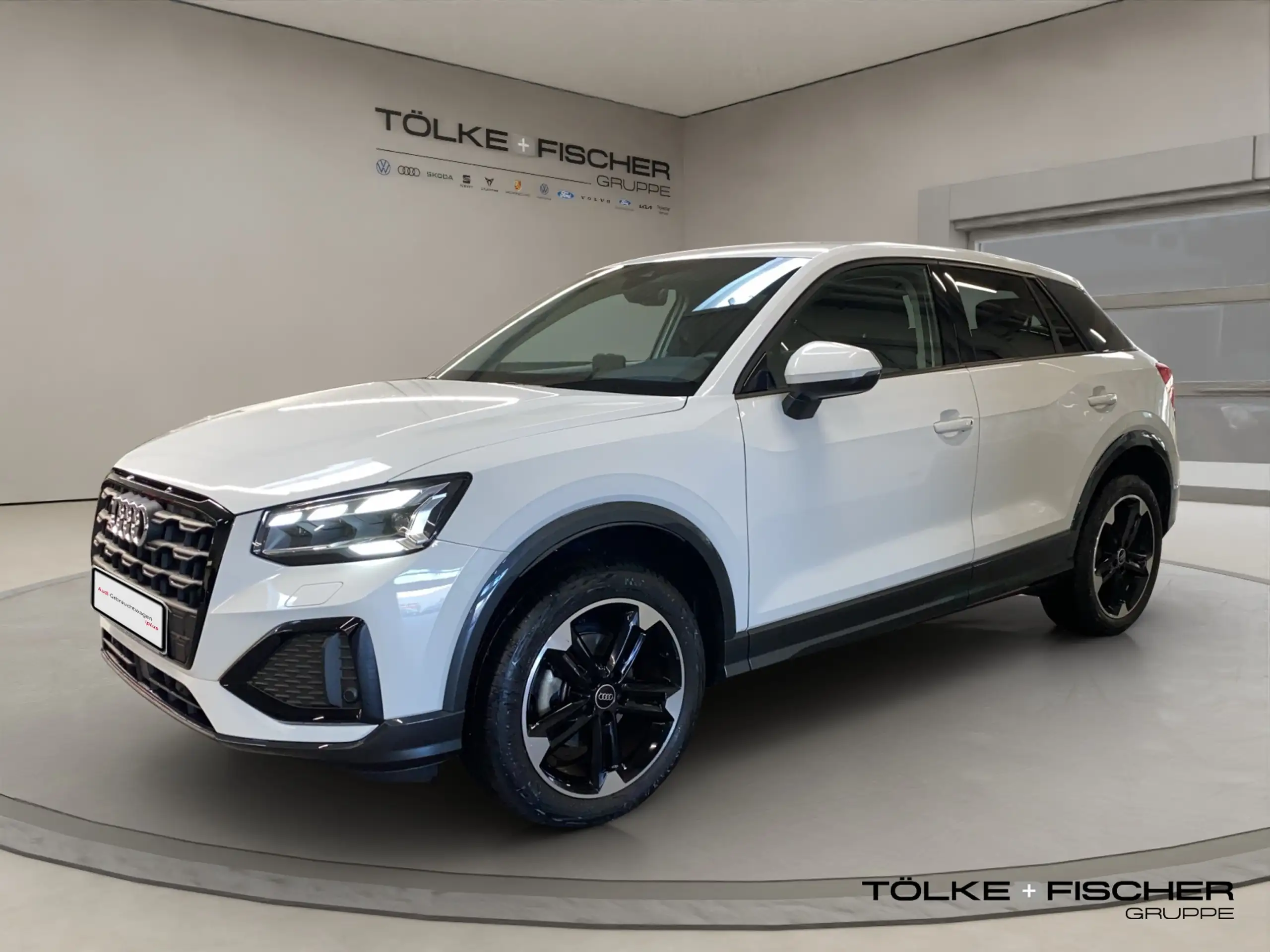 Audi - Q2