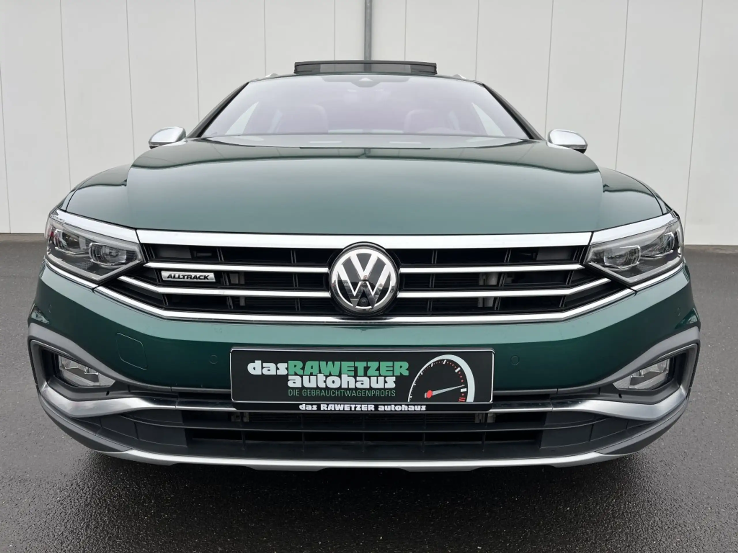 Volkswagen - Passat Alltrack