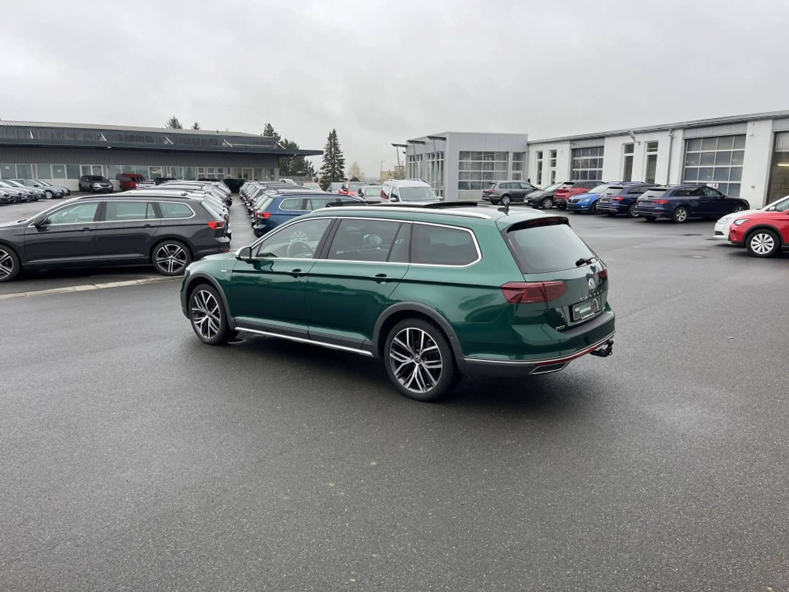 Volkswagen - Passat Alltrack