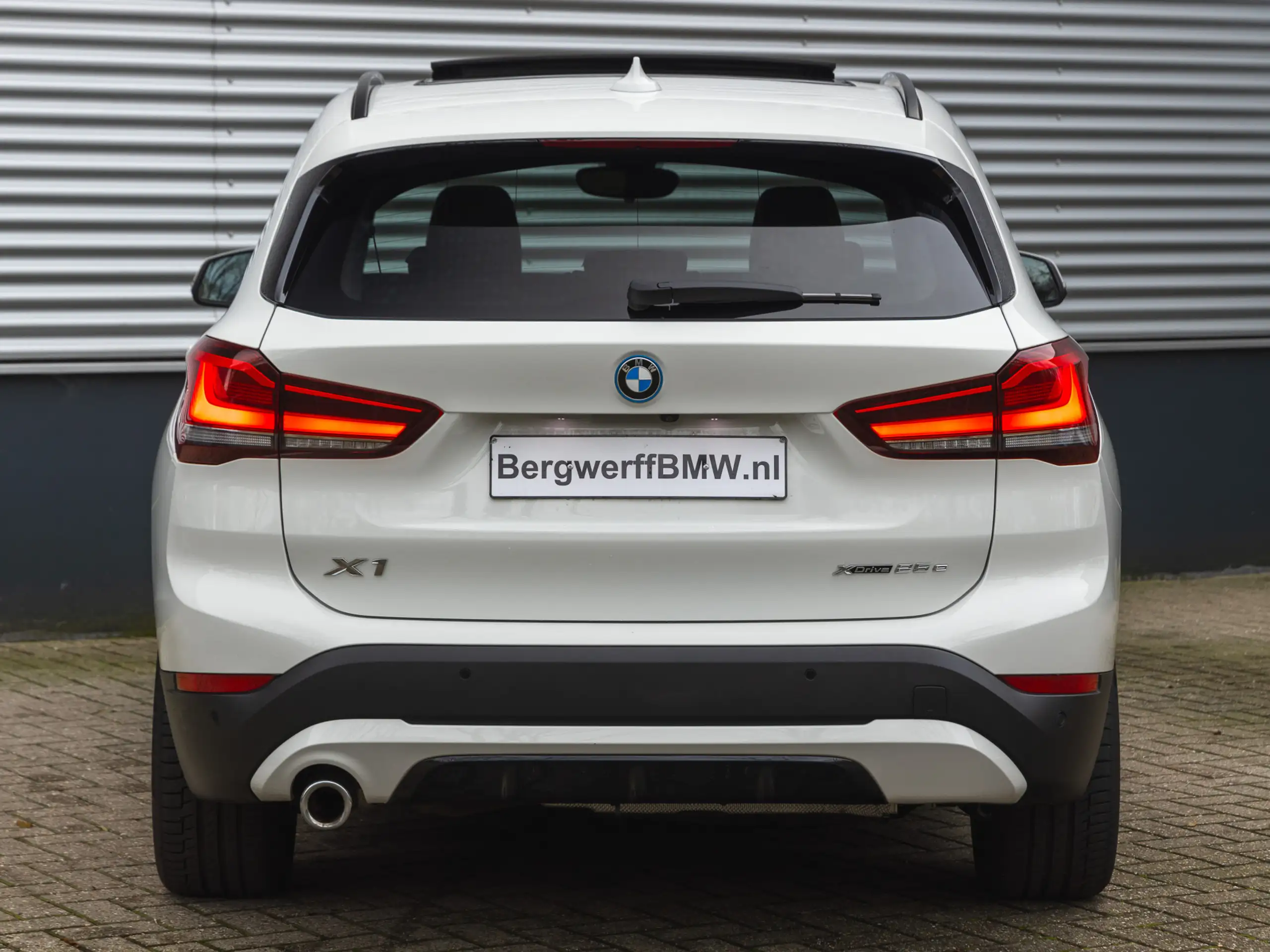 BMW - X1