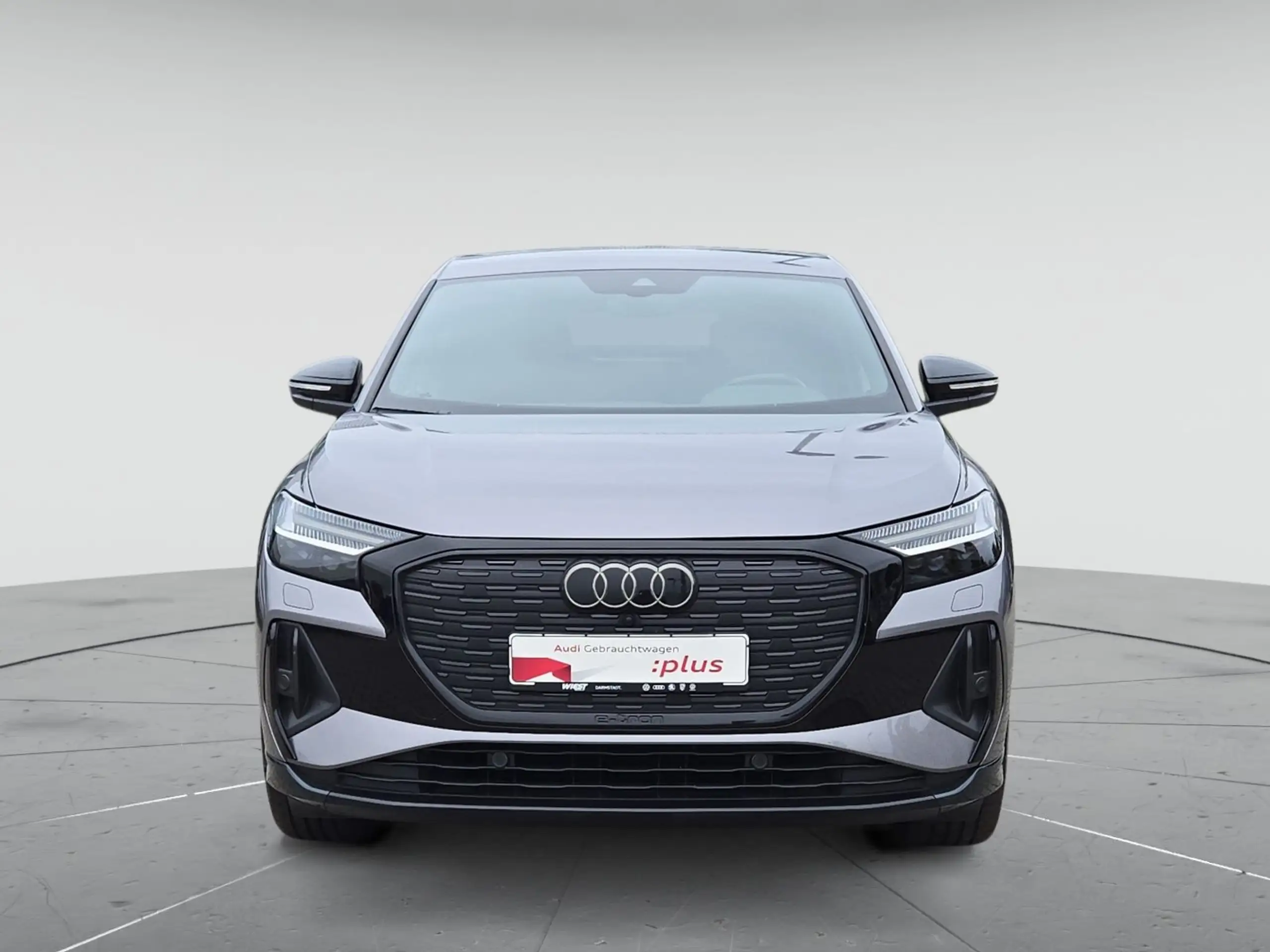 Audi - Q4 e-tron