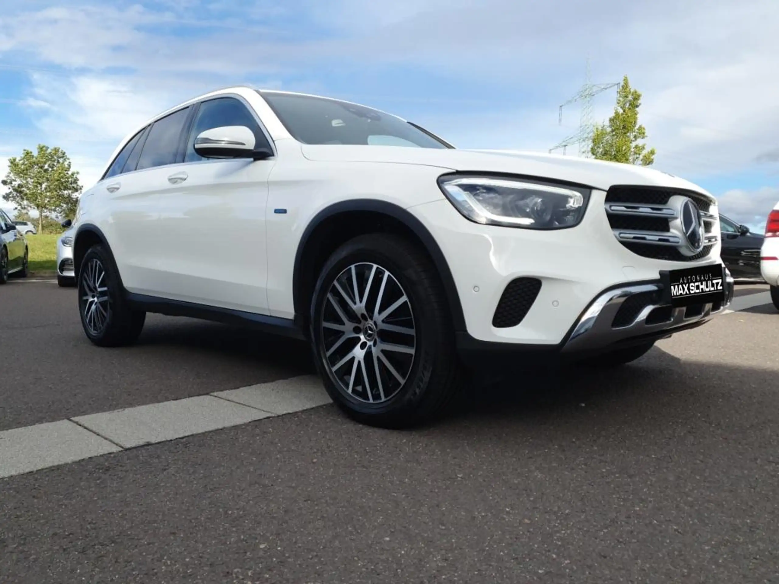 Mercedes-Benz - GLC 300