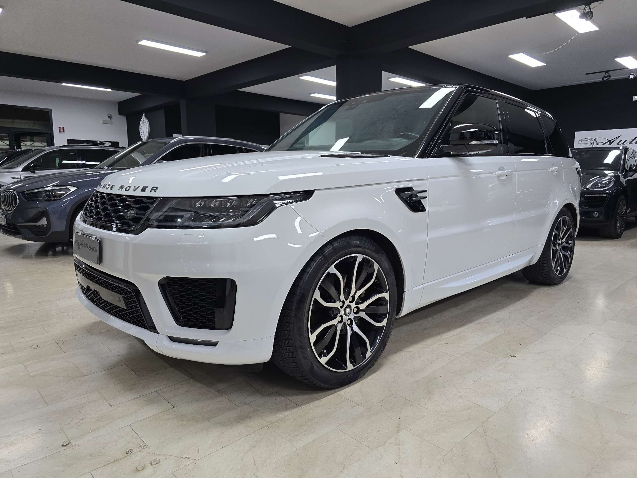 Land Rover - Range Rover Sport