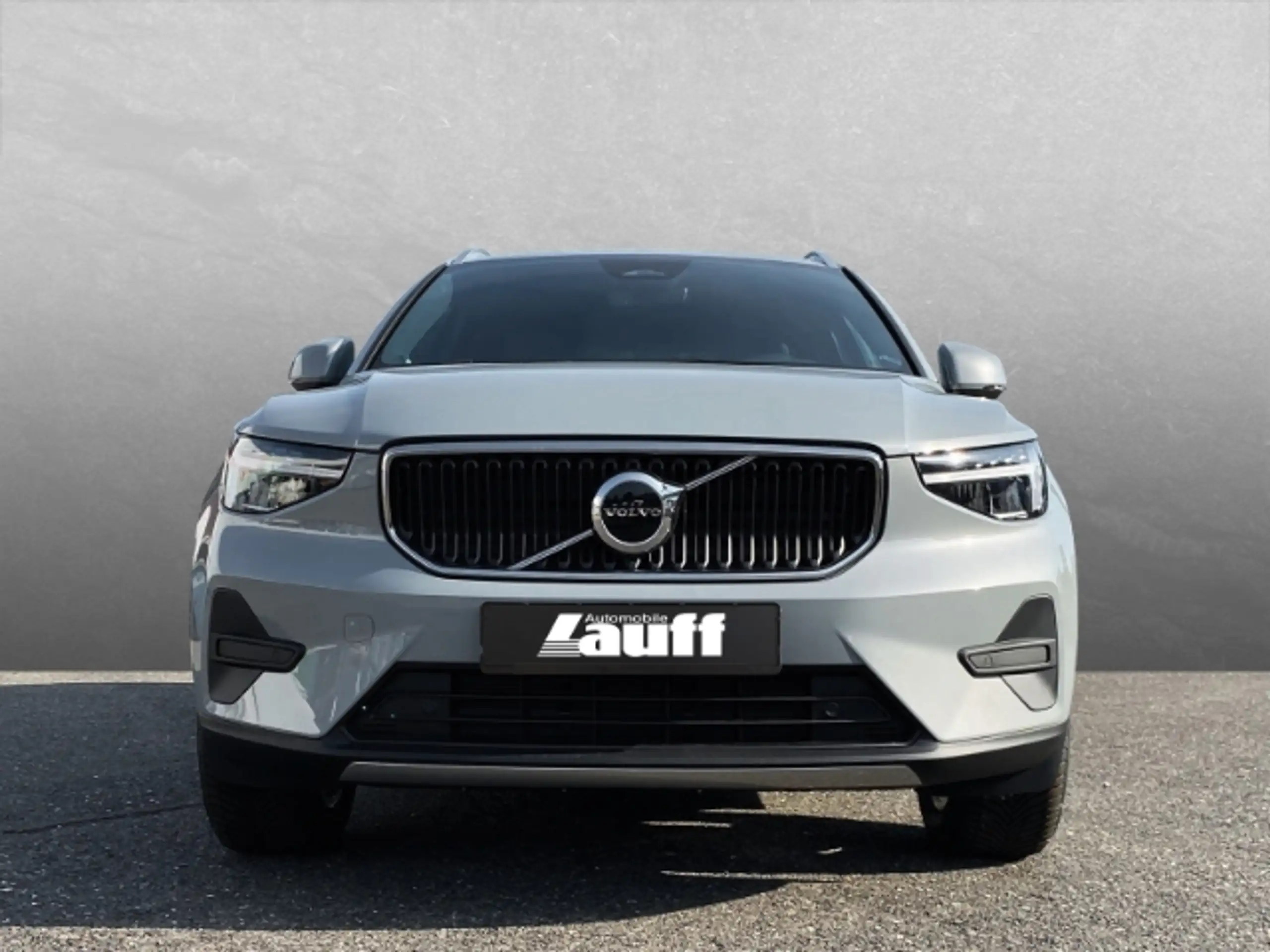 Volvo - XC40