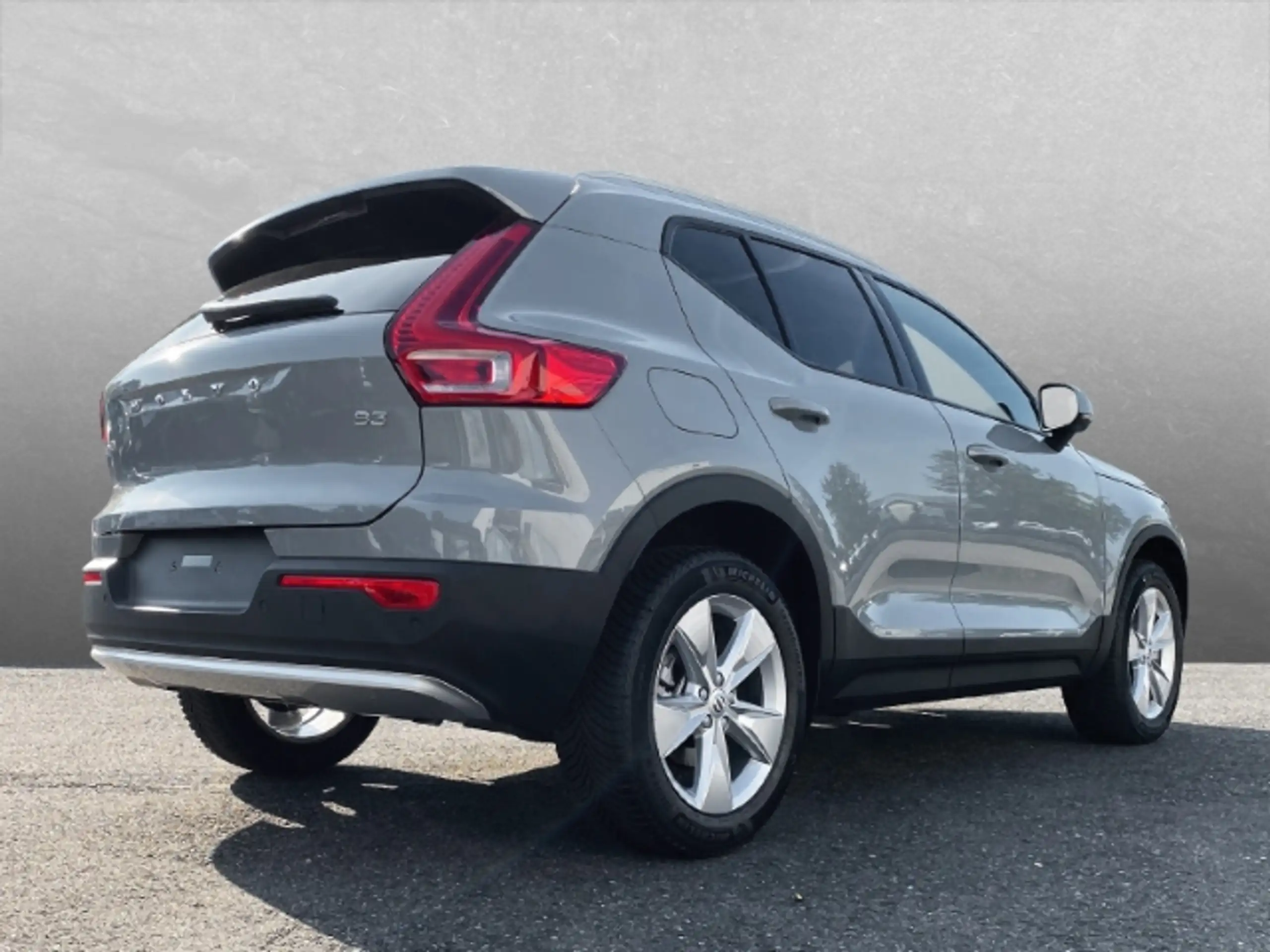 Volvo - XC40