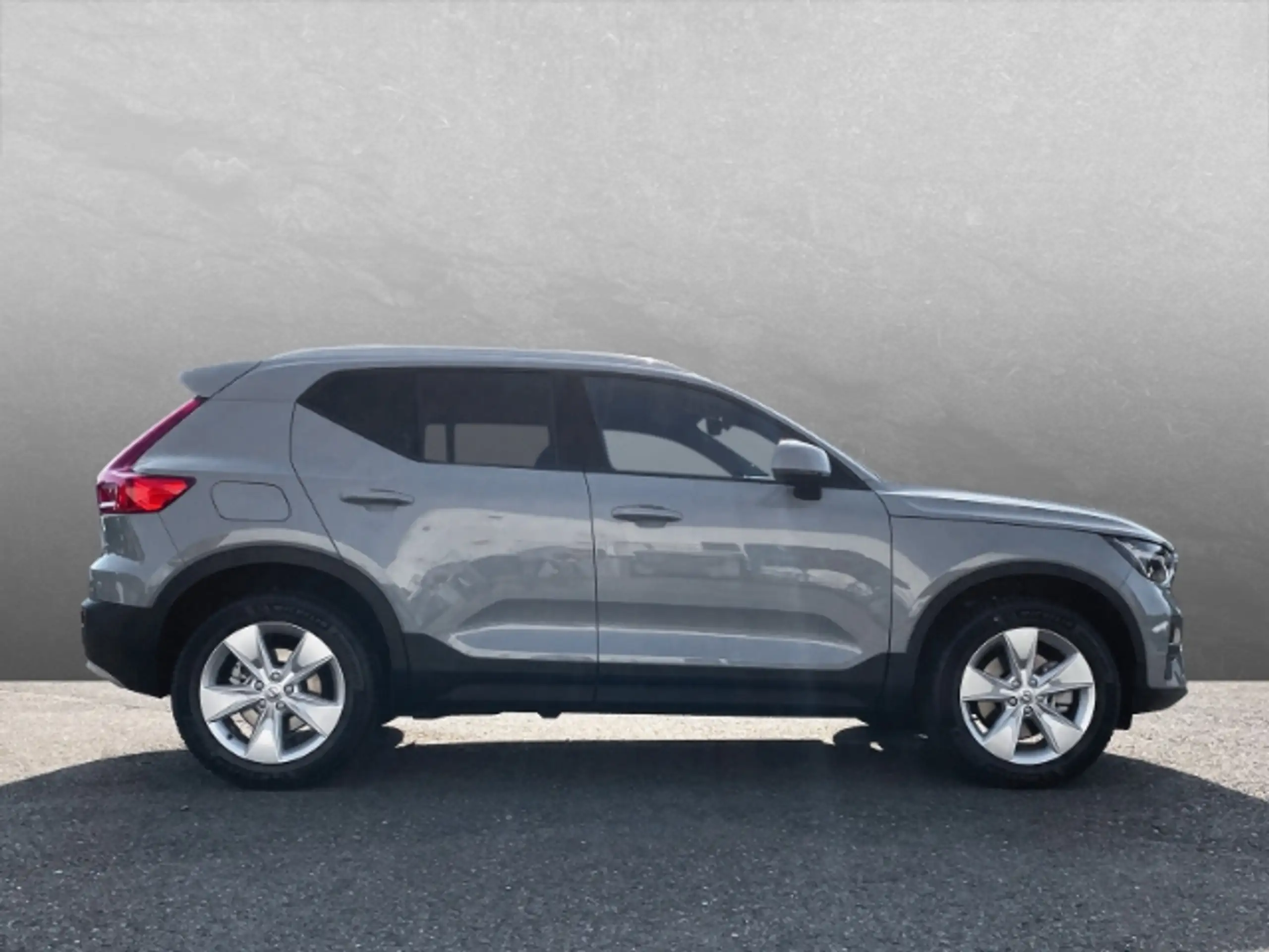 Volvo - XC40