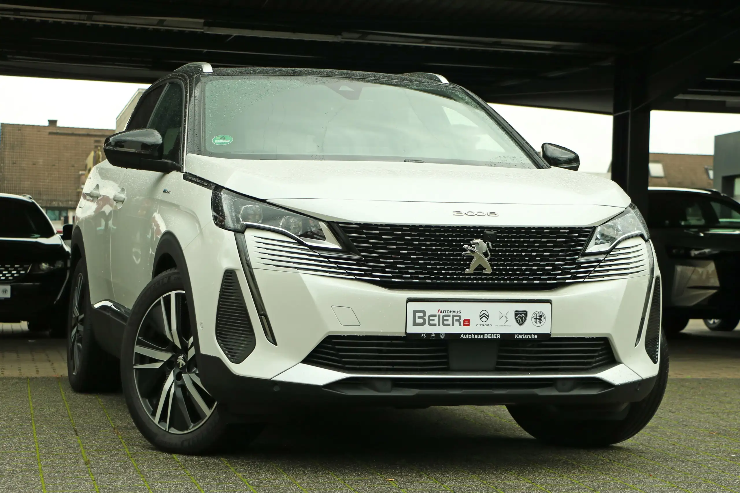 Peugeot - 3008