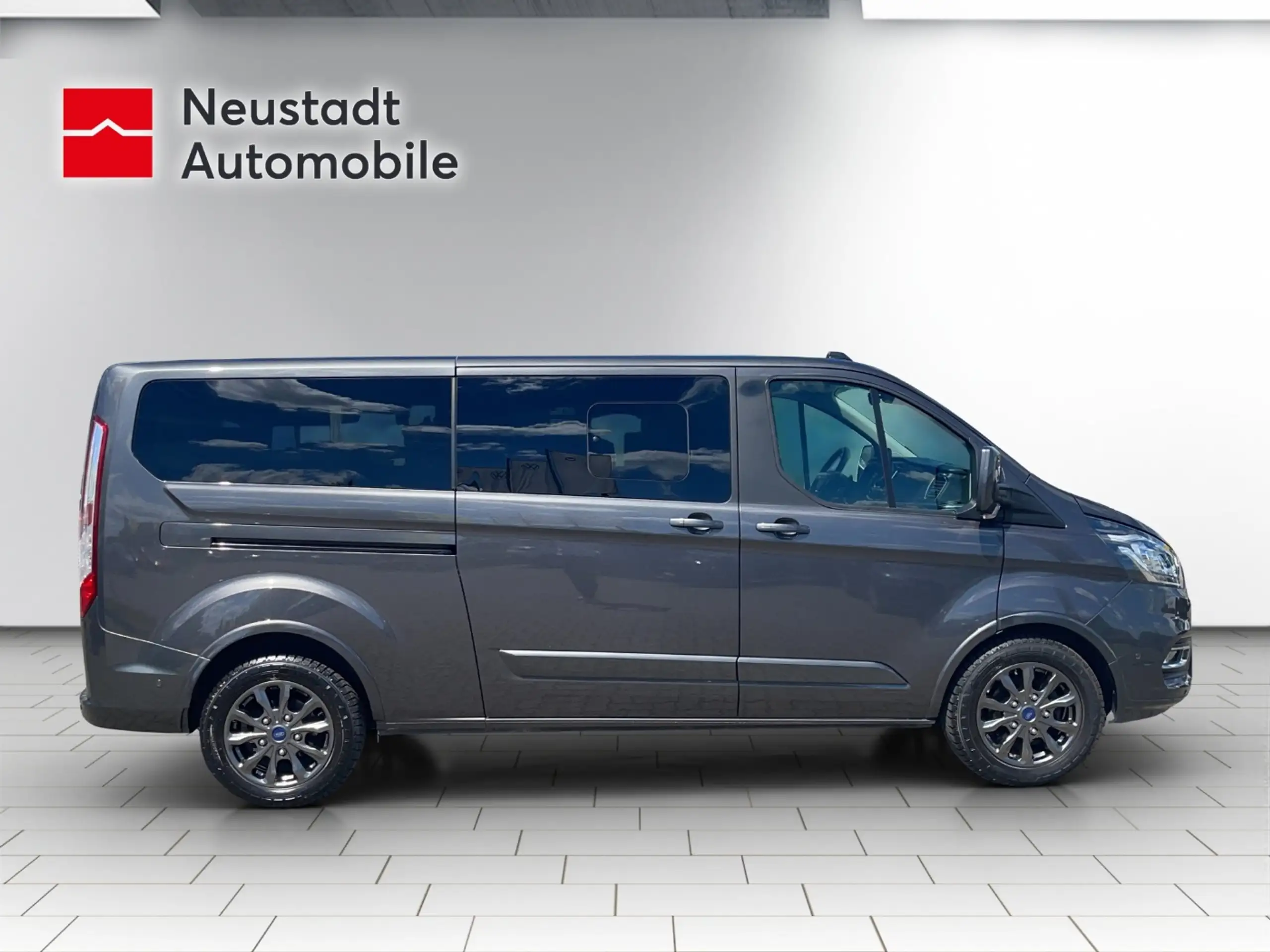 Ford - Tourneo Custom