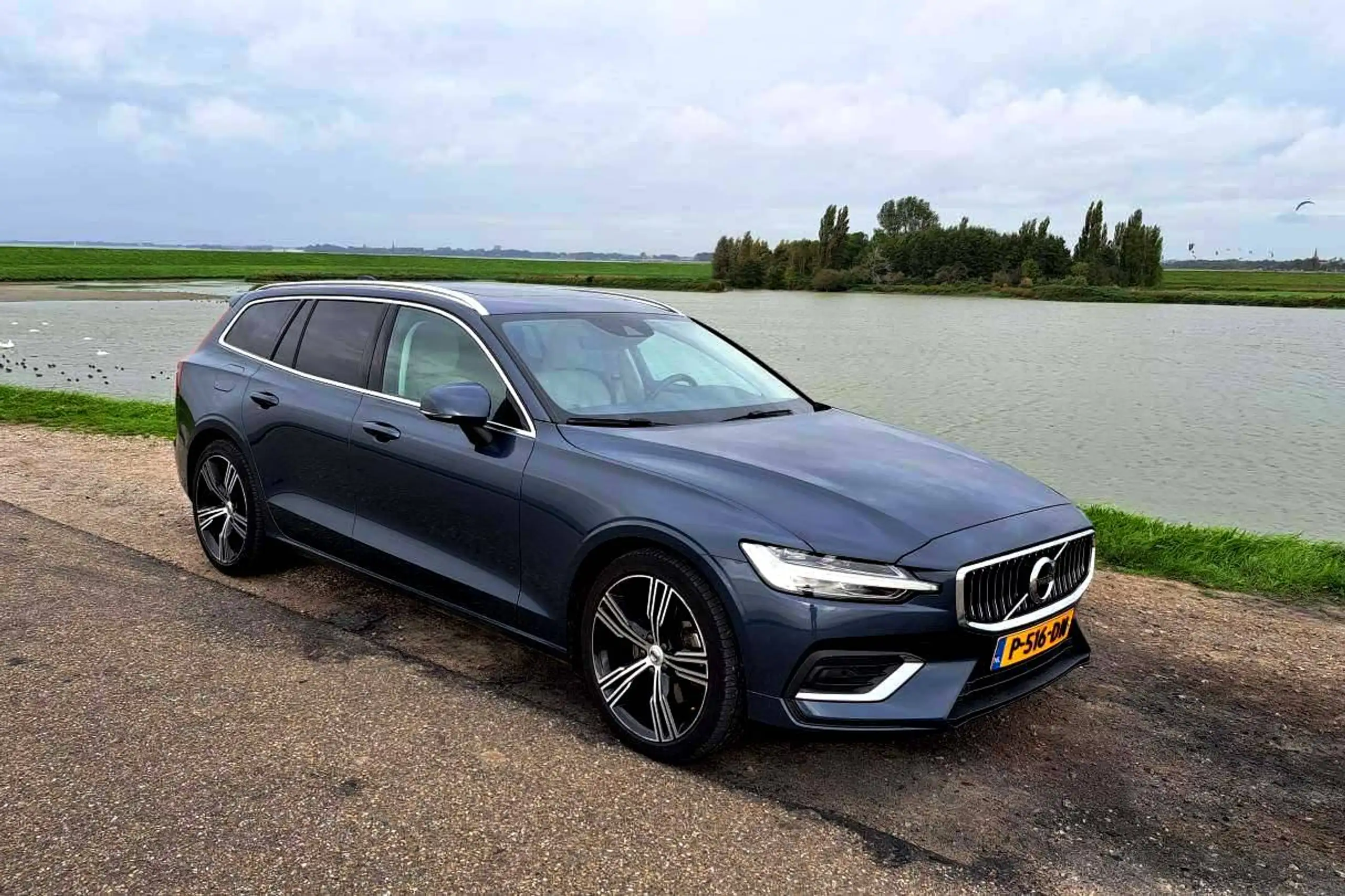 Volvo - V60