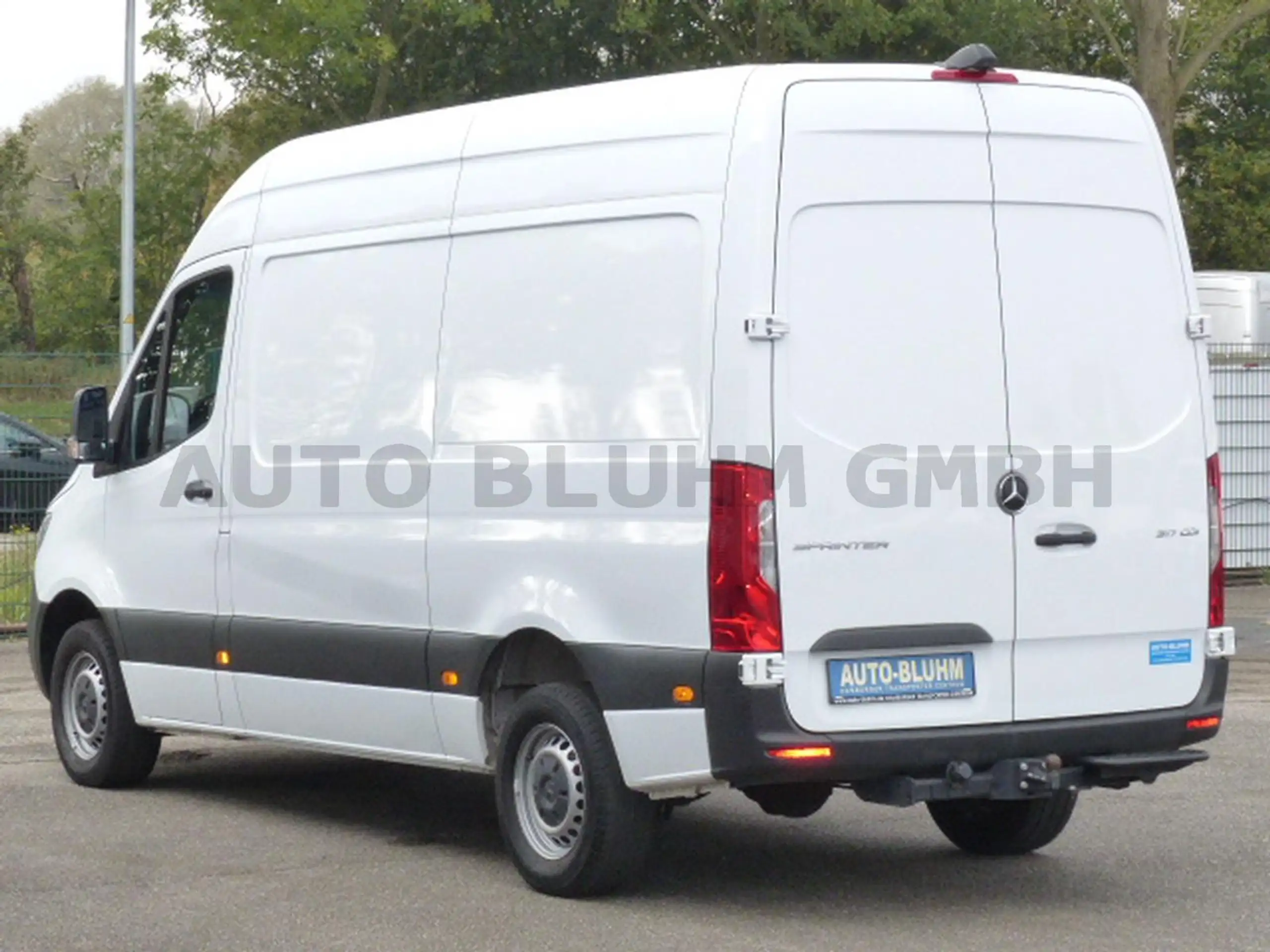 Mercedes-Benz - Sprinter