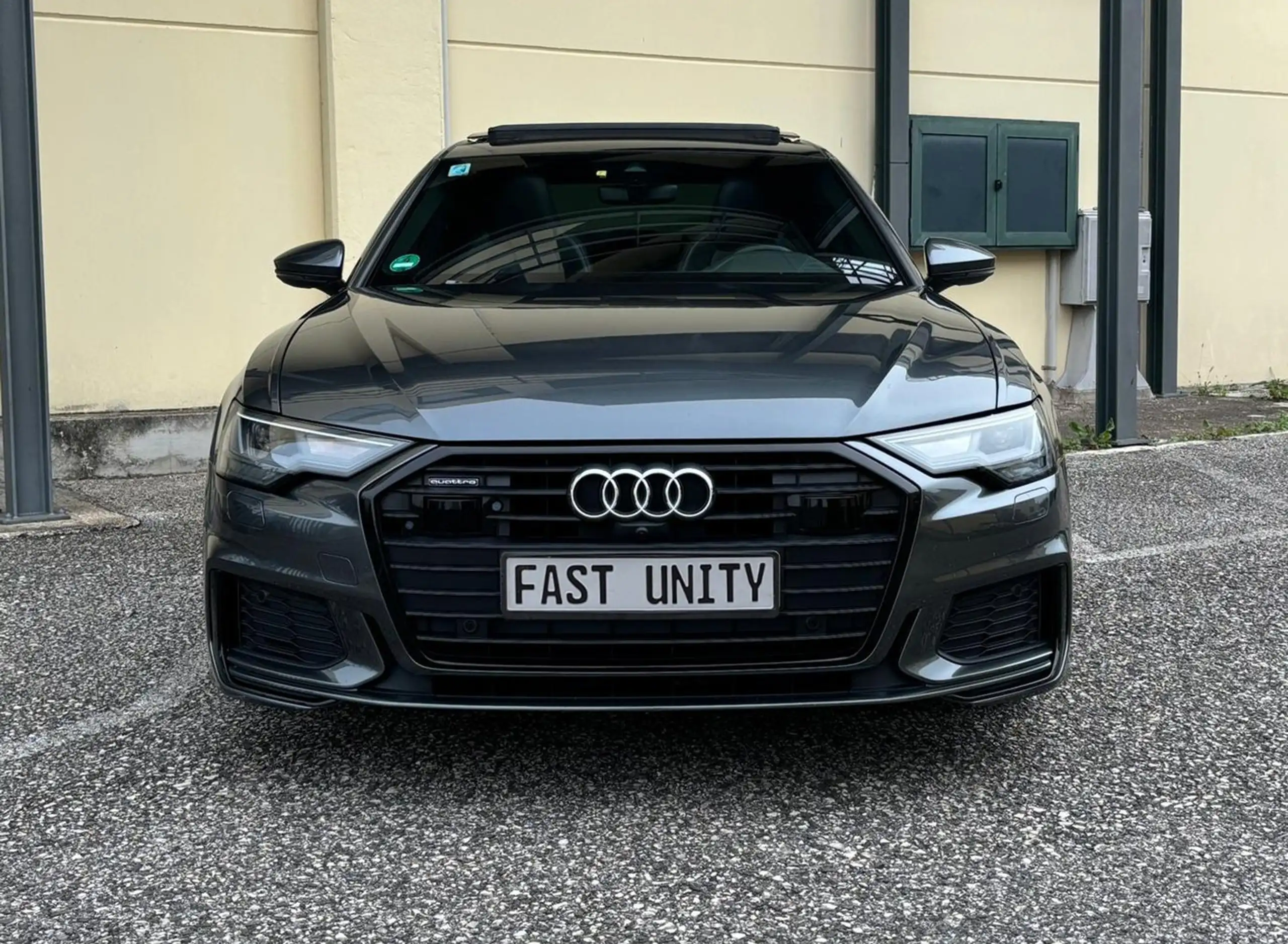 Audi - A6