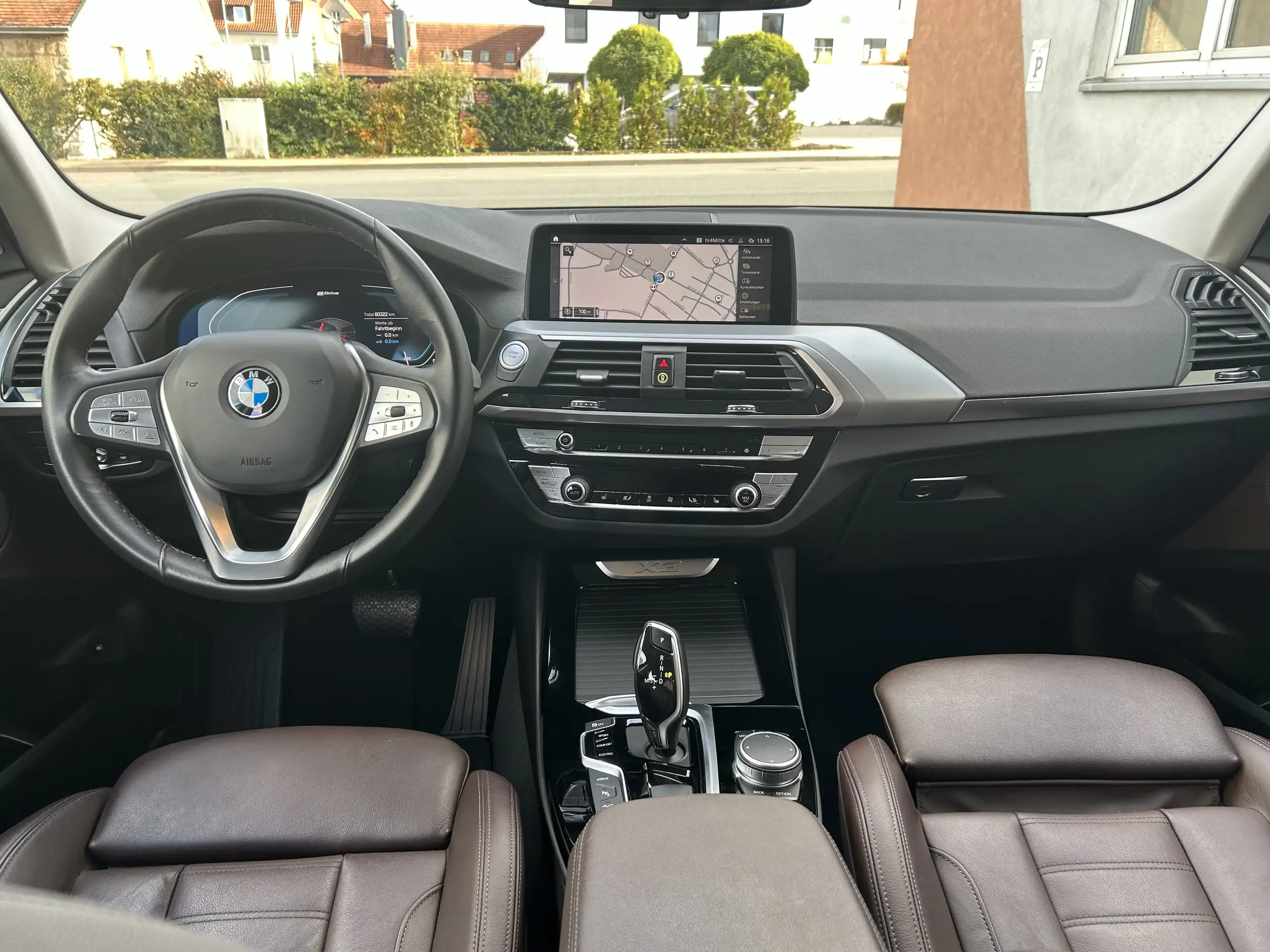 BMW - X3