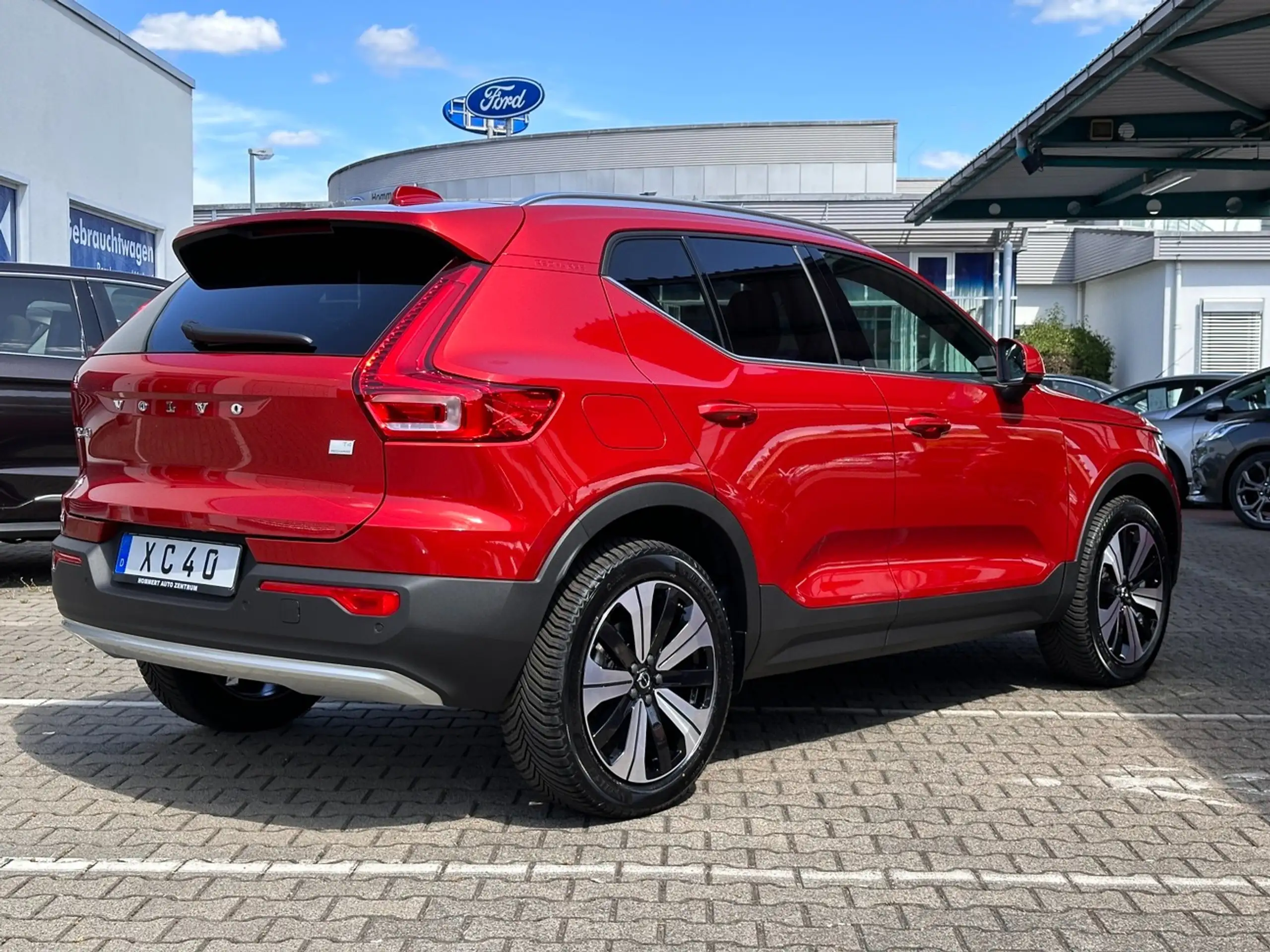 Volvo - XC40