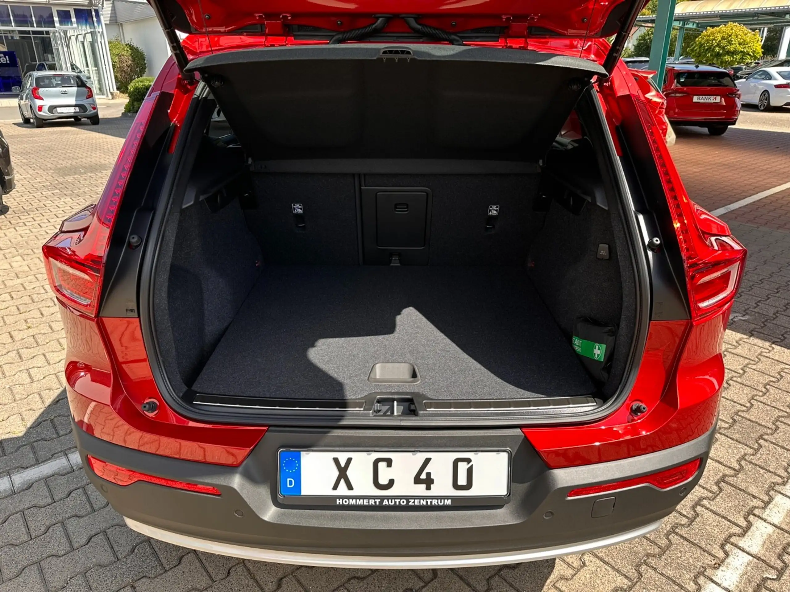 Volvo - XC40