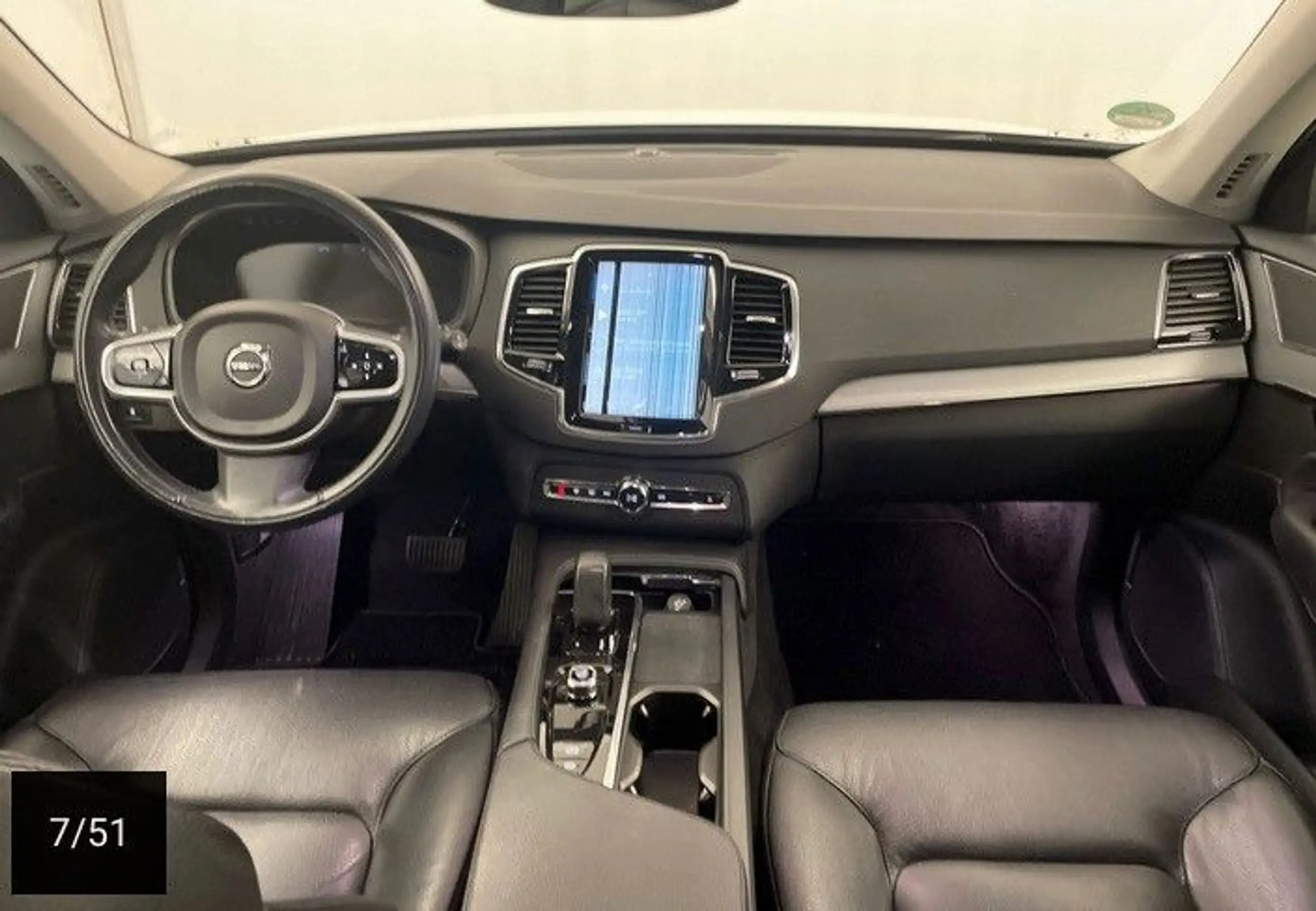 Volvo - XC90