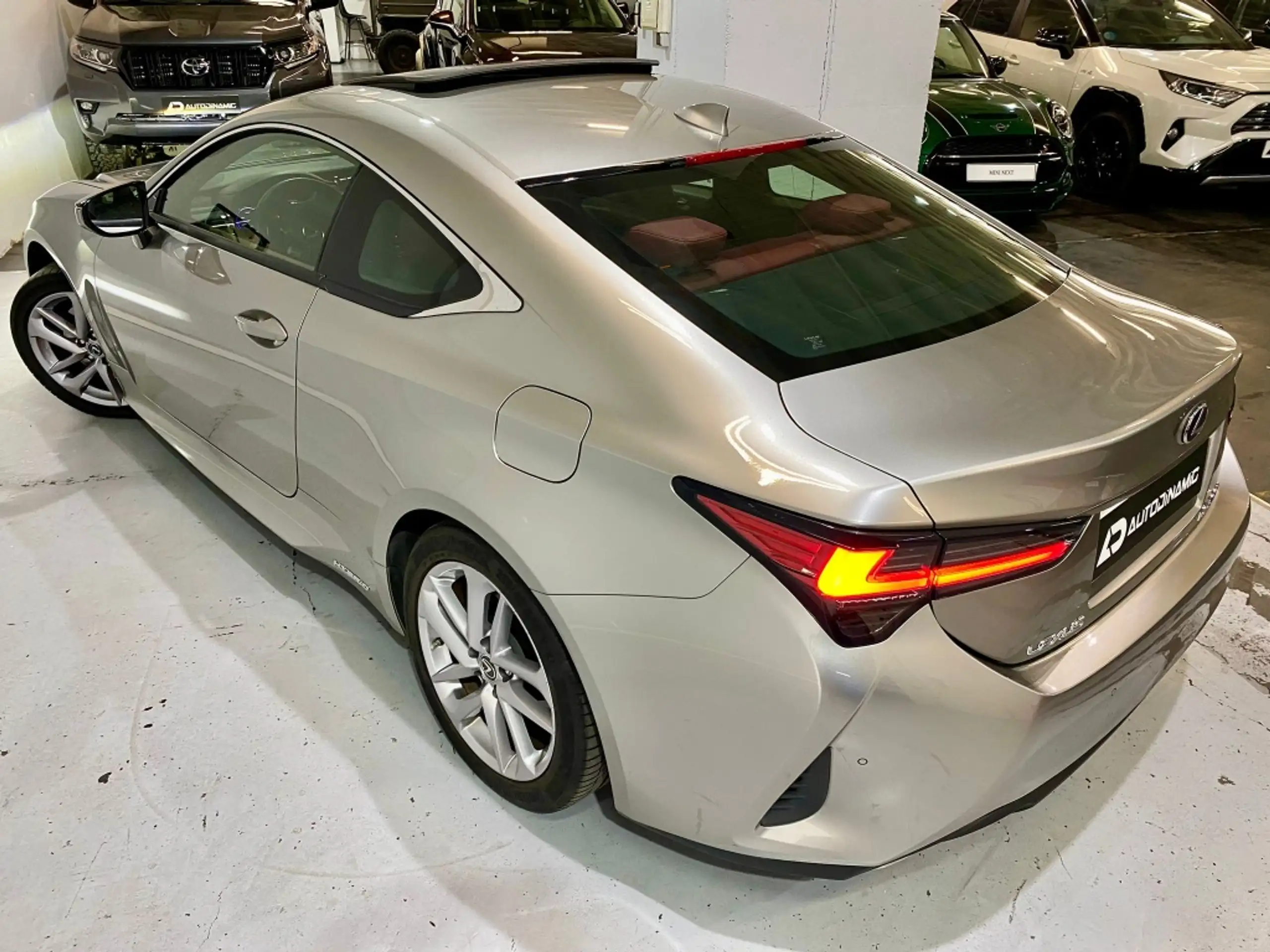 Lexus - RC 300h