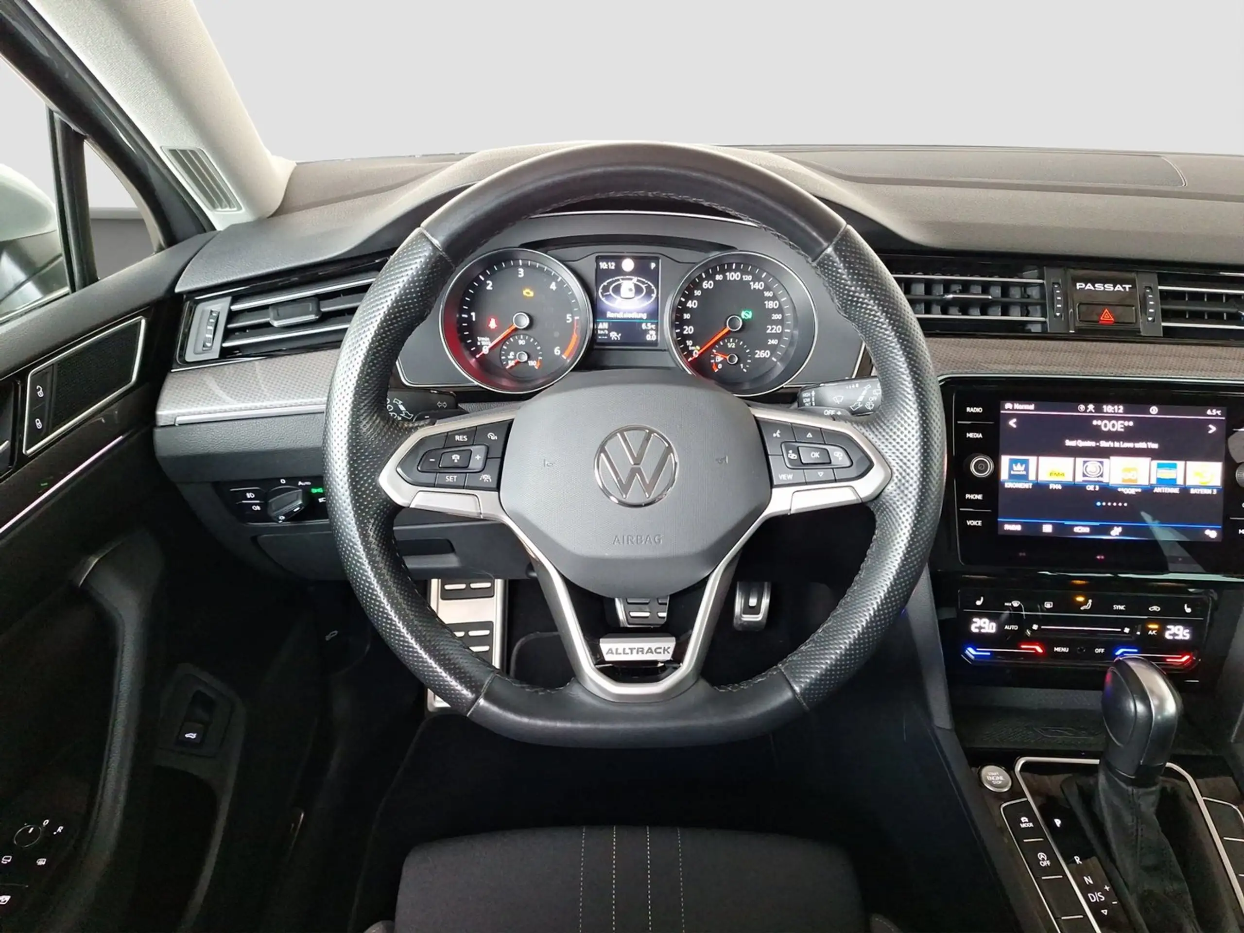 Volkswagen - Passat Alltrack