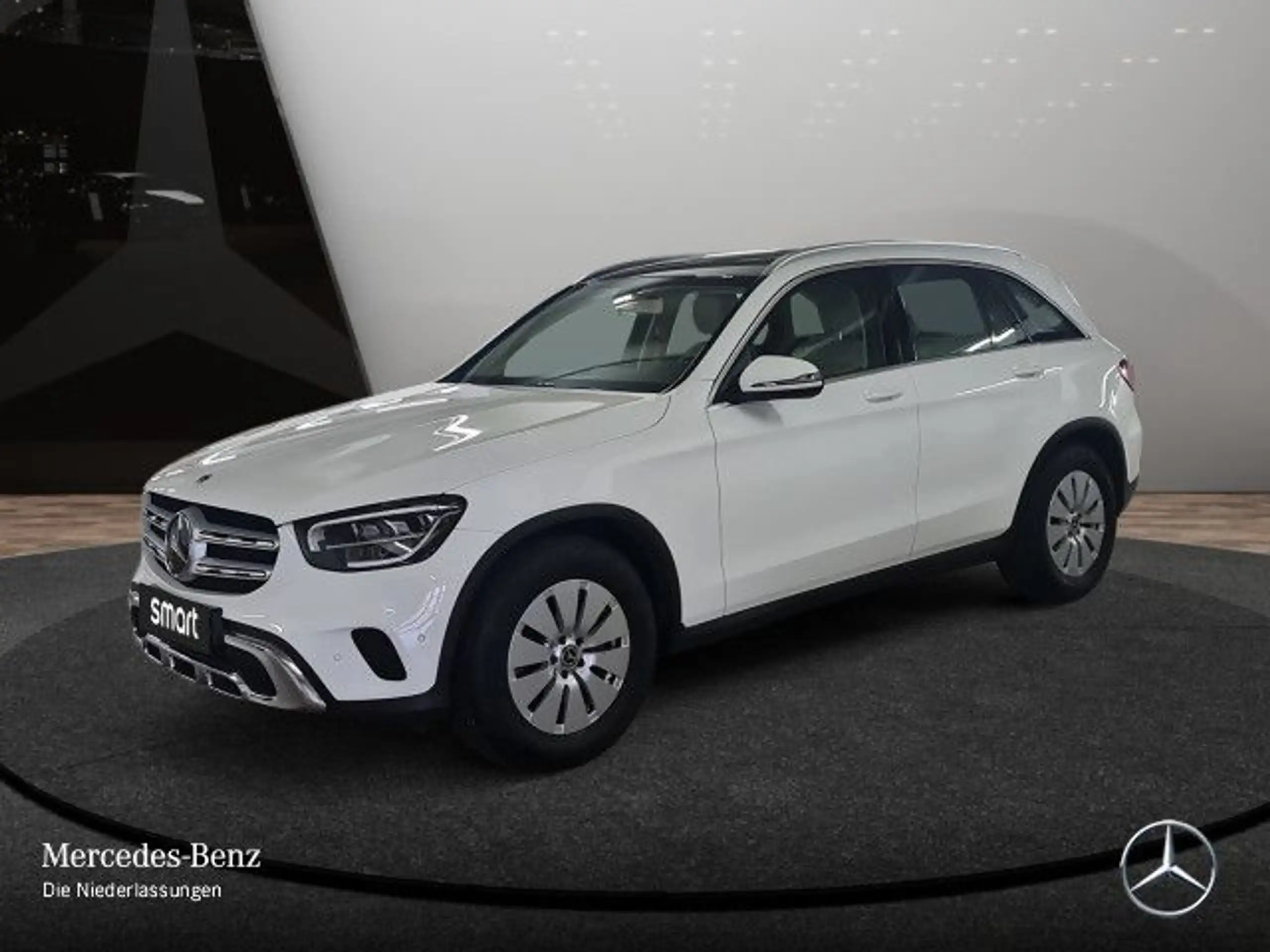 Mercedes-Benz - GLC 200