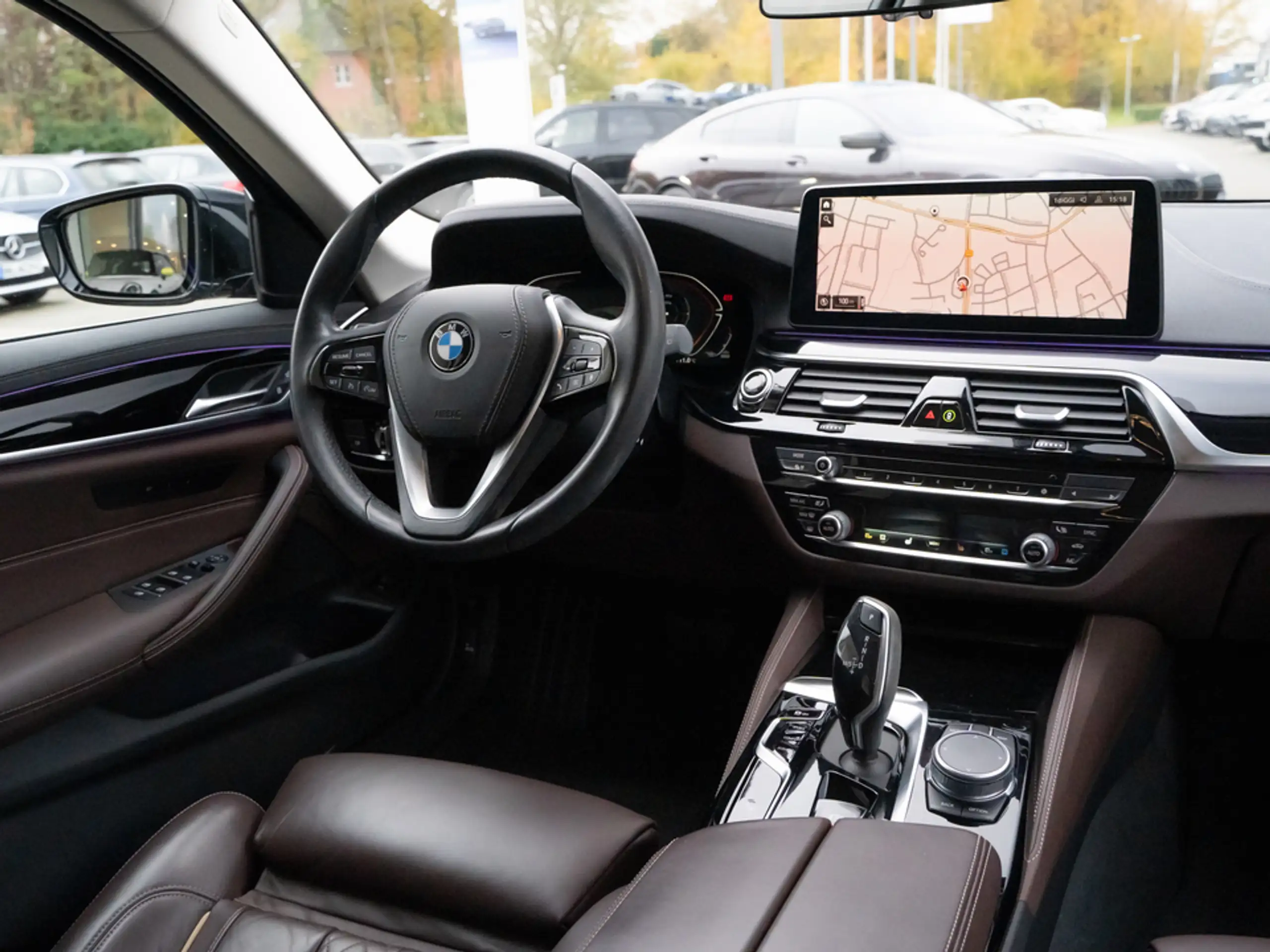 BMW - 520