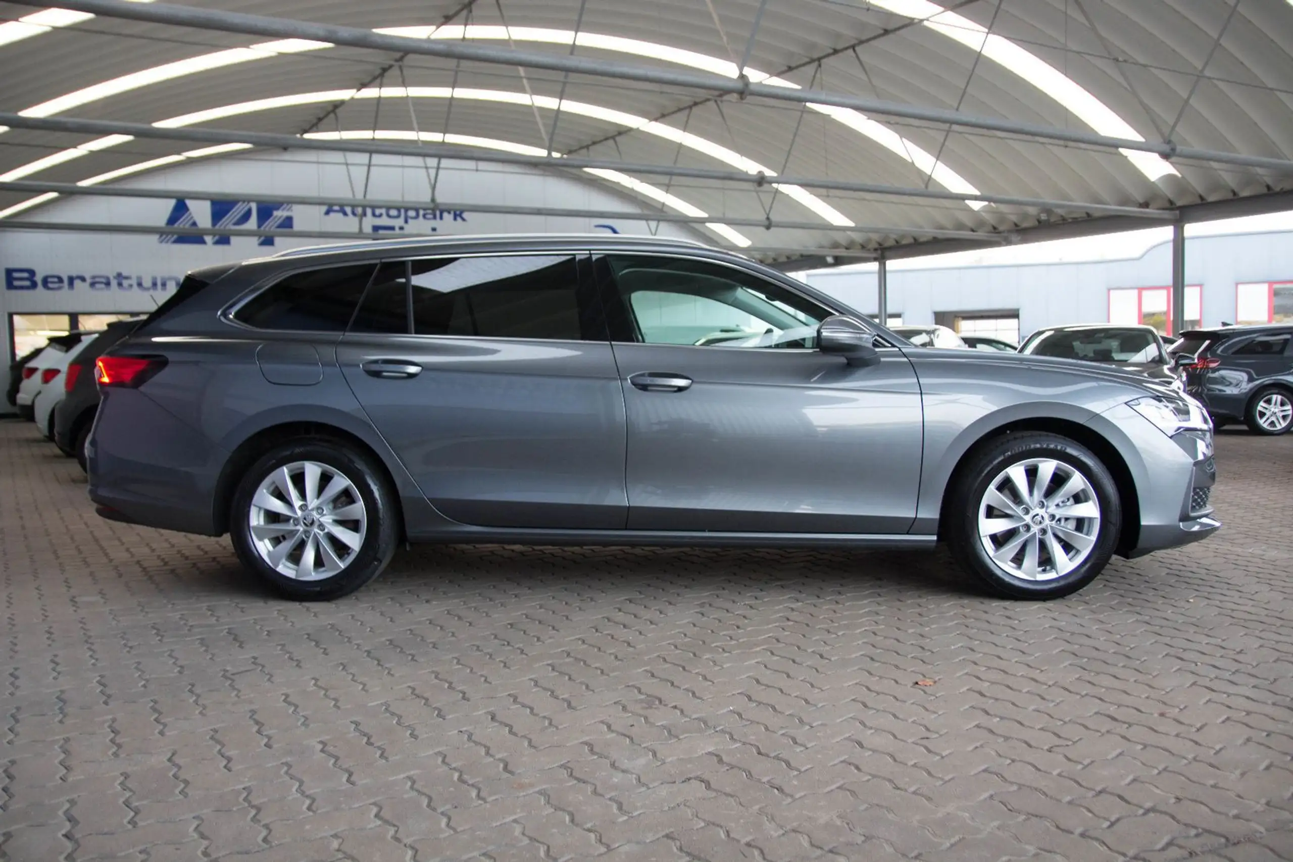 Skoda - Superb