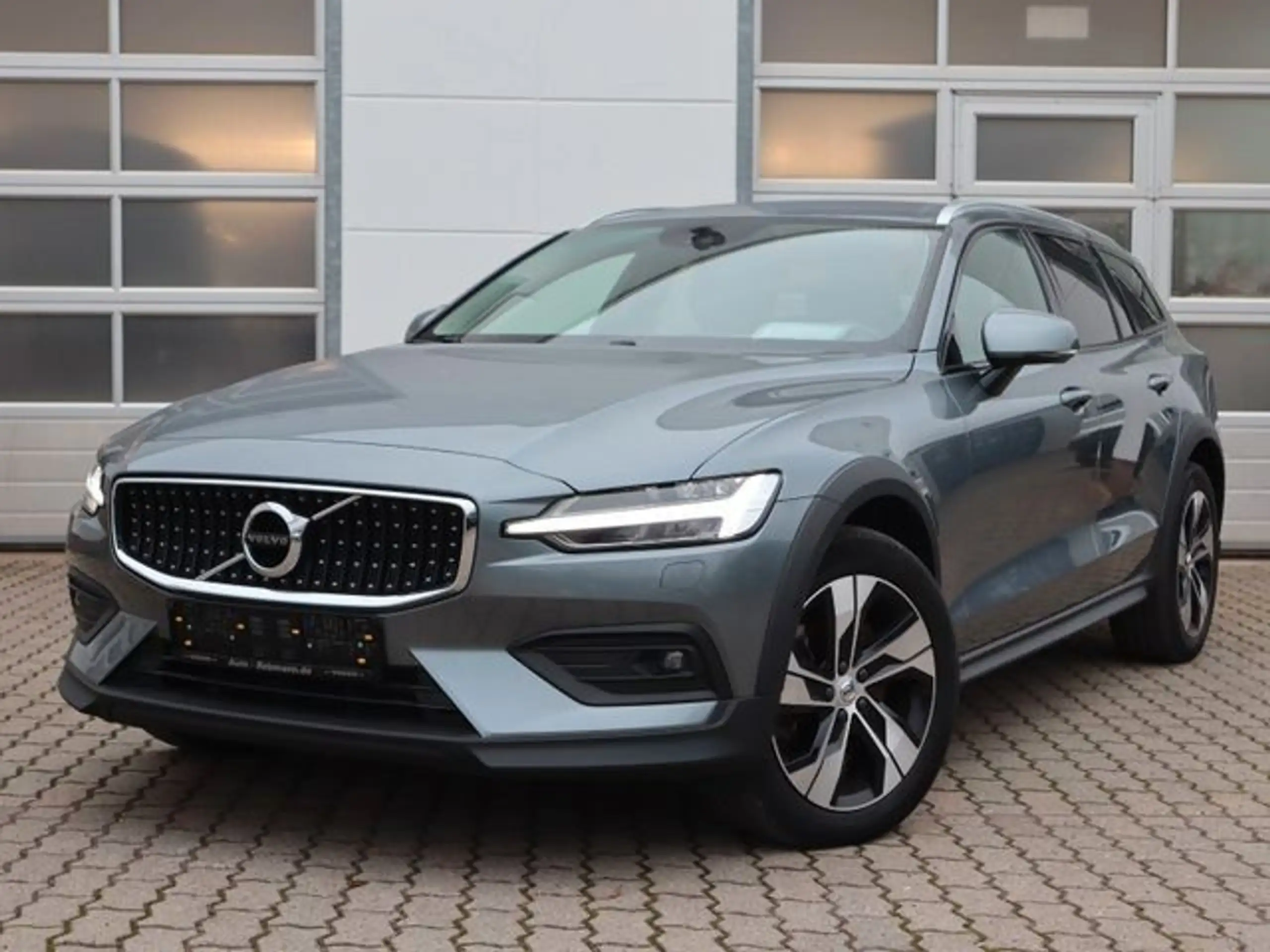 Volvo - V60