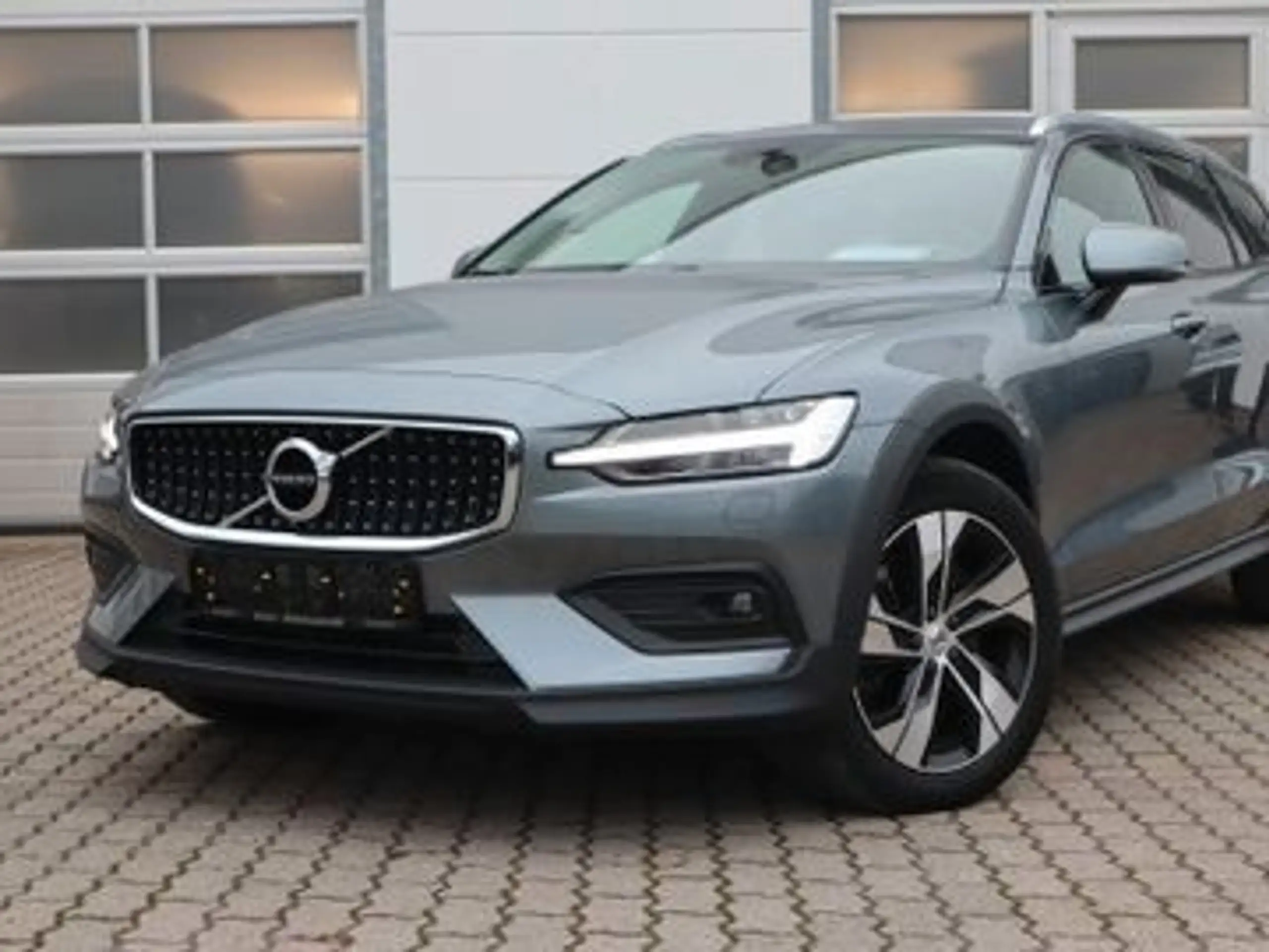 Volvo - V60