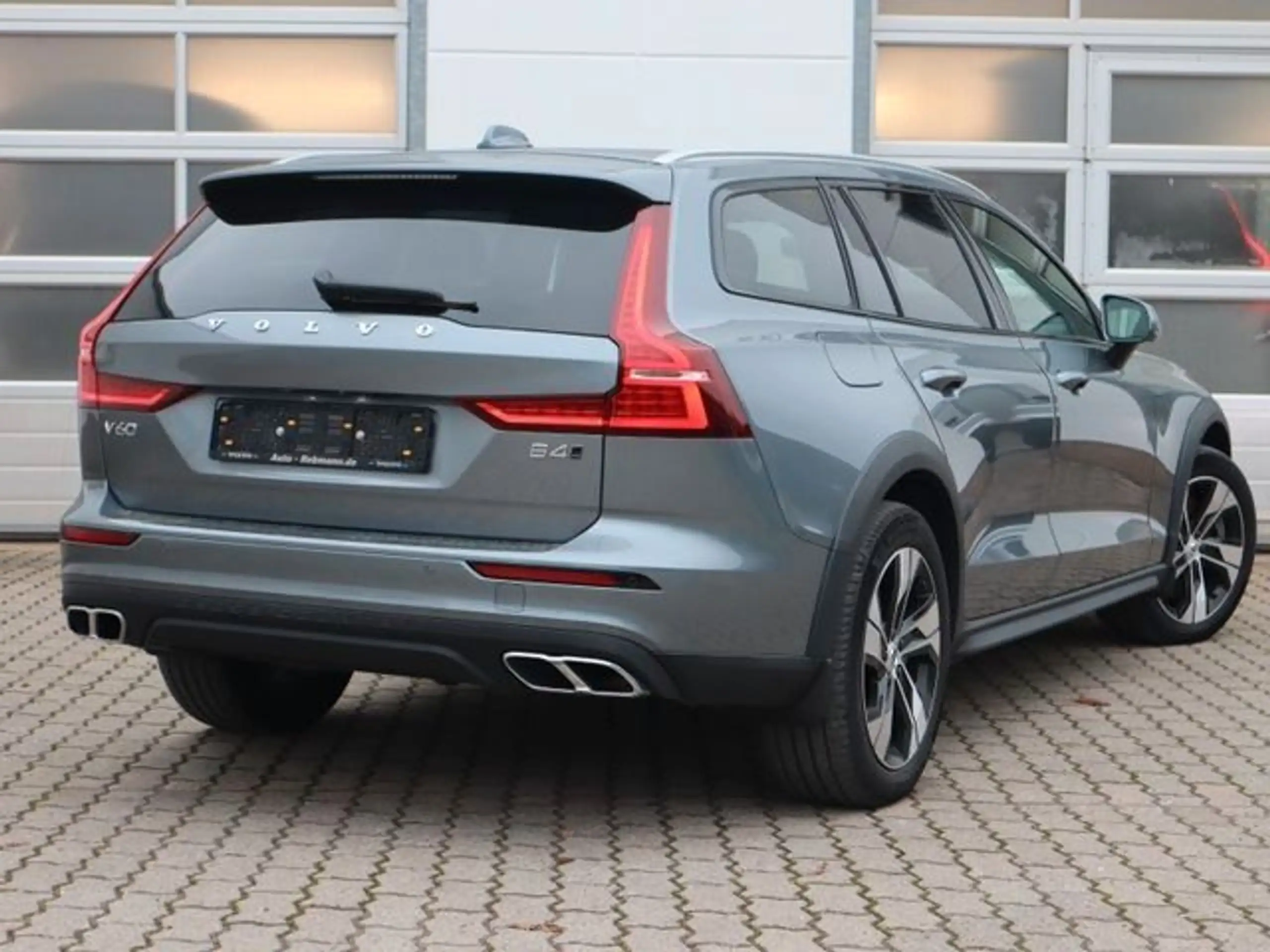 Volvo - V60