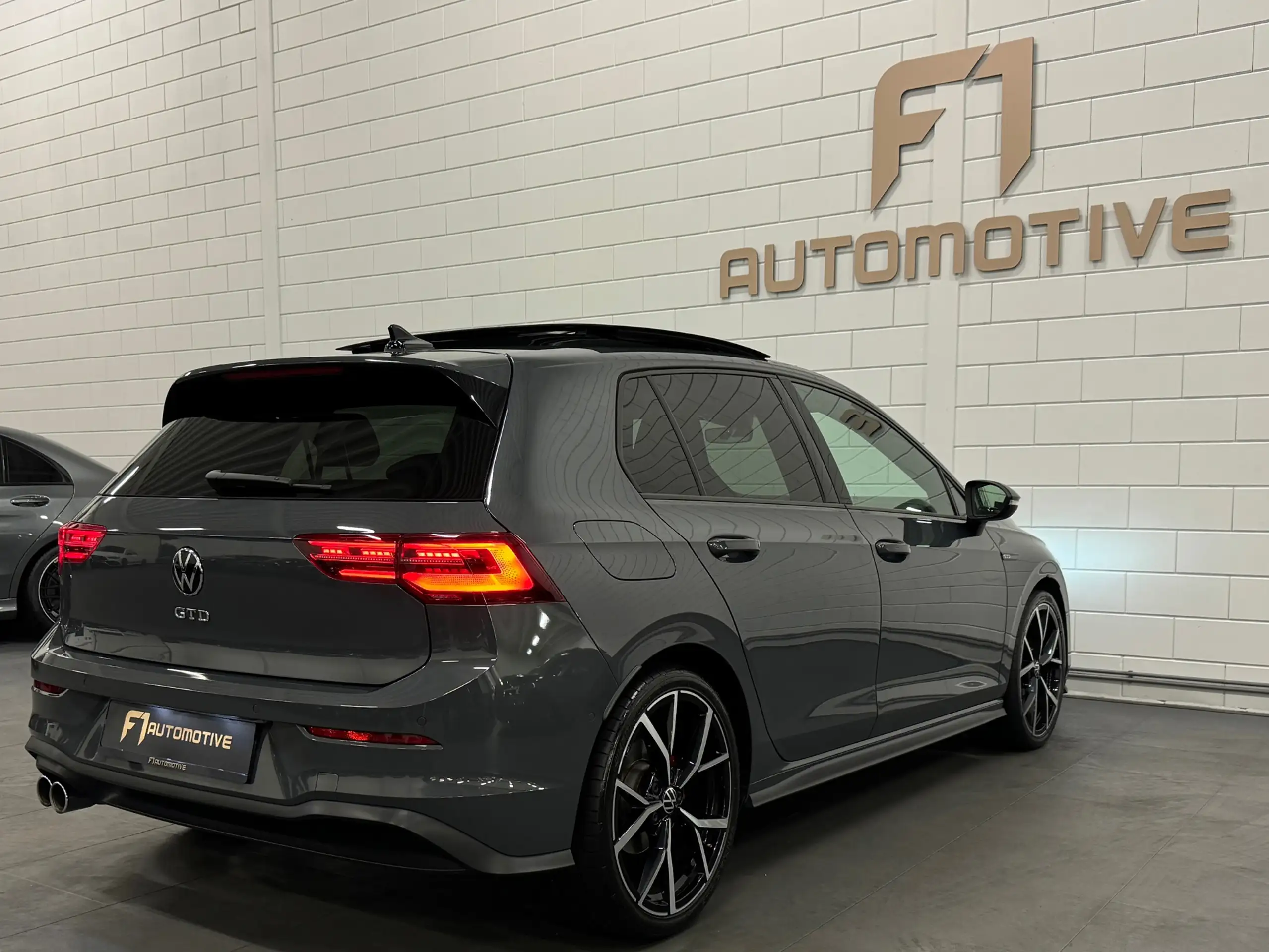 Volkswagen - Golf GTD