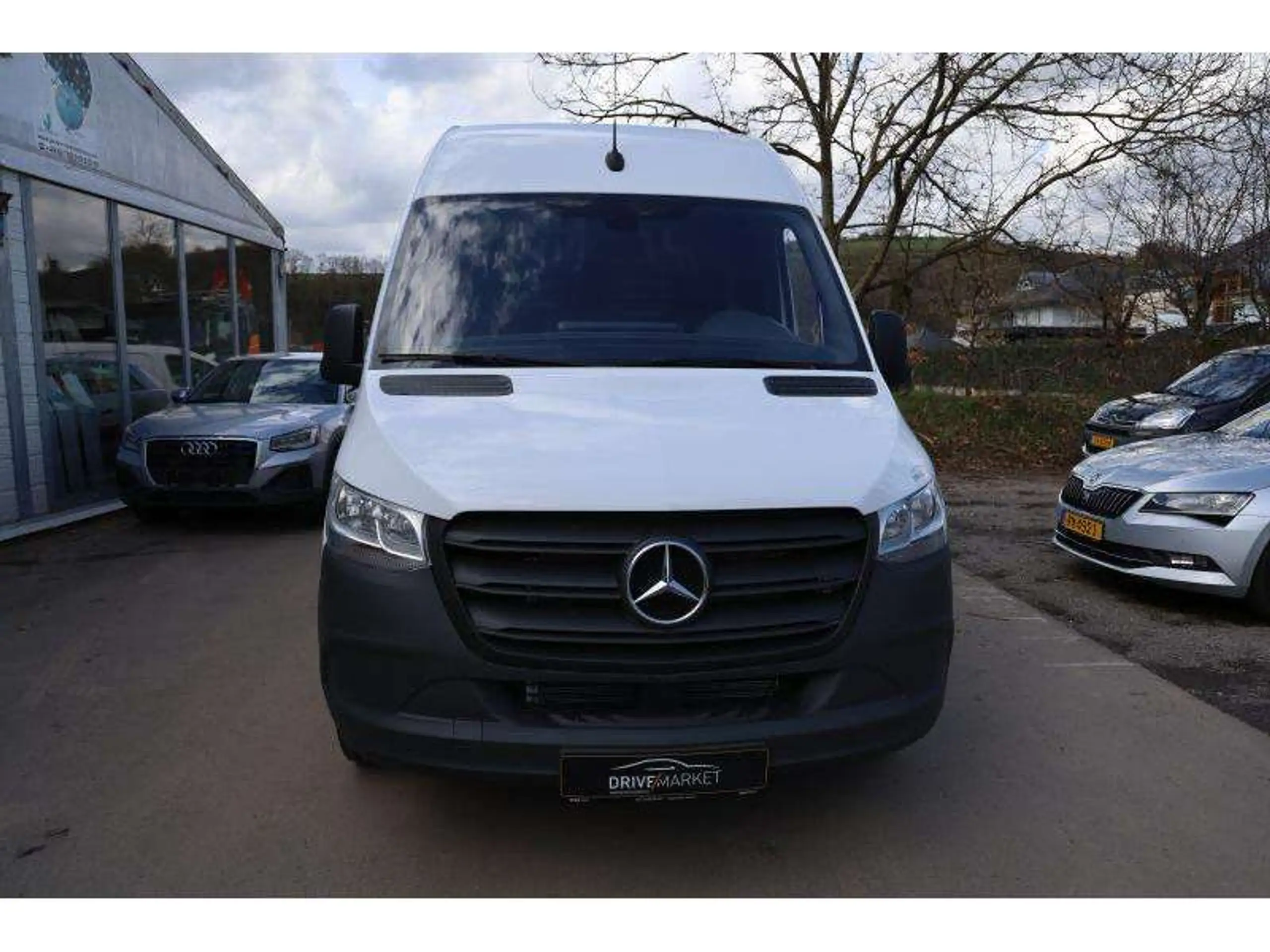 Mercedes-Benz - Sprinter