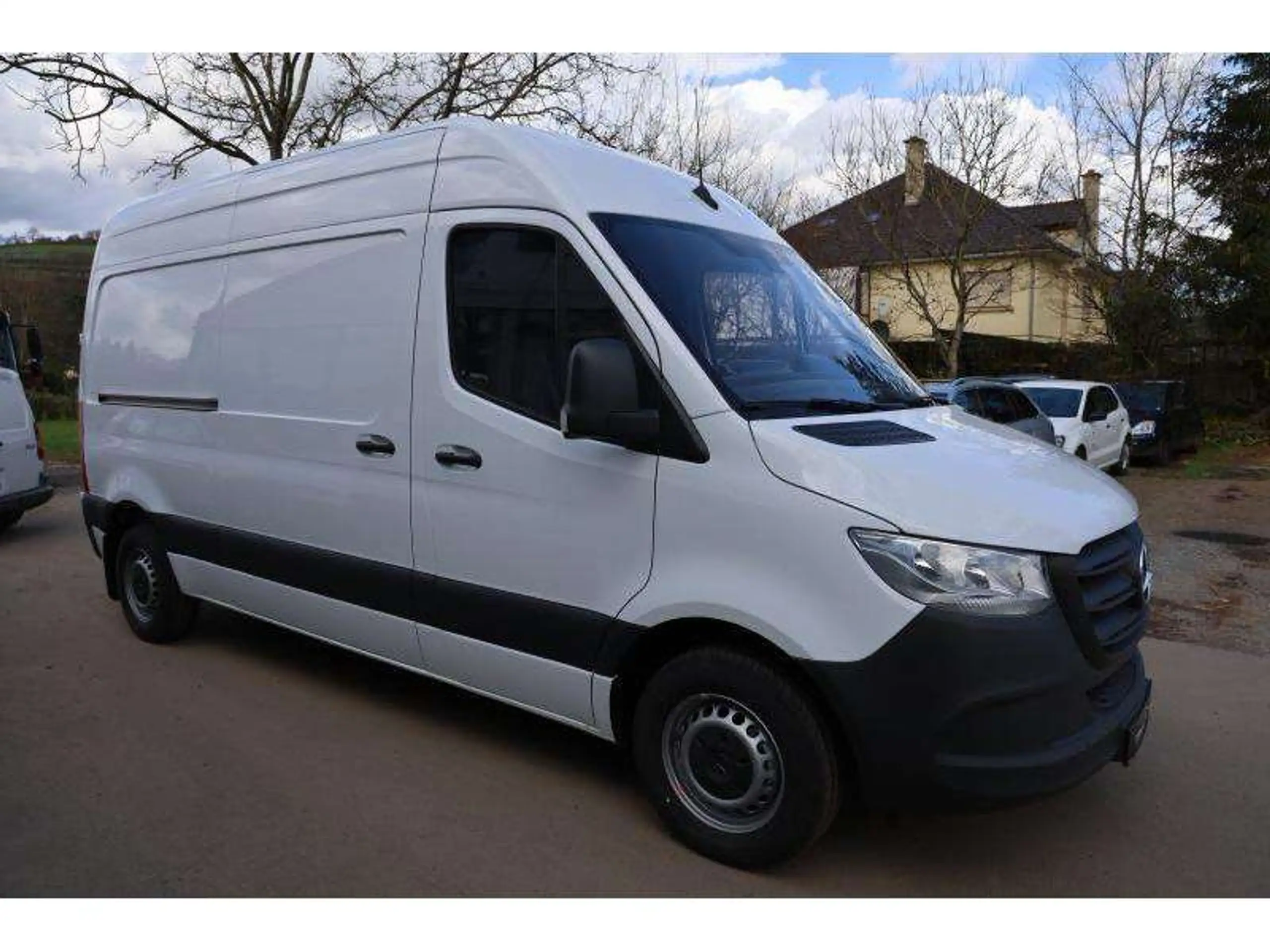 Mercedes-Benz - Sprinter