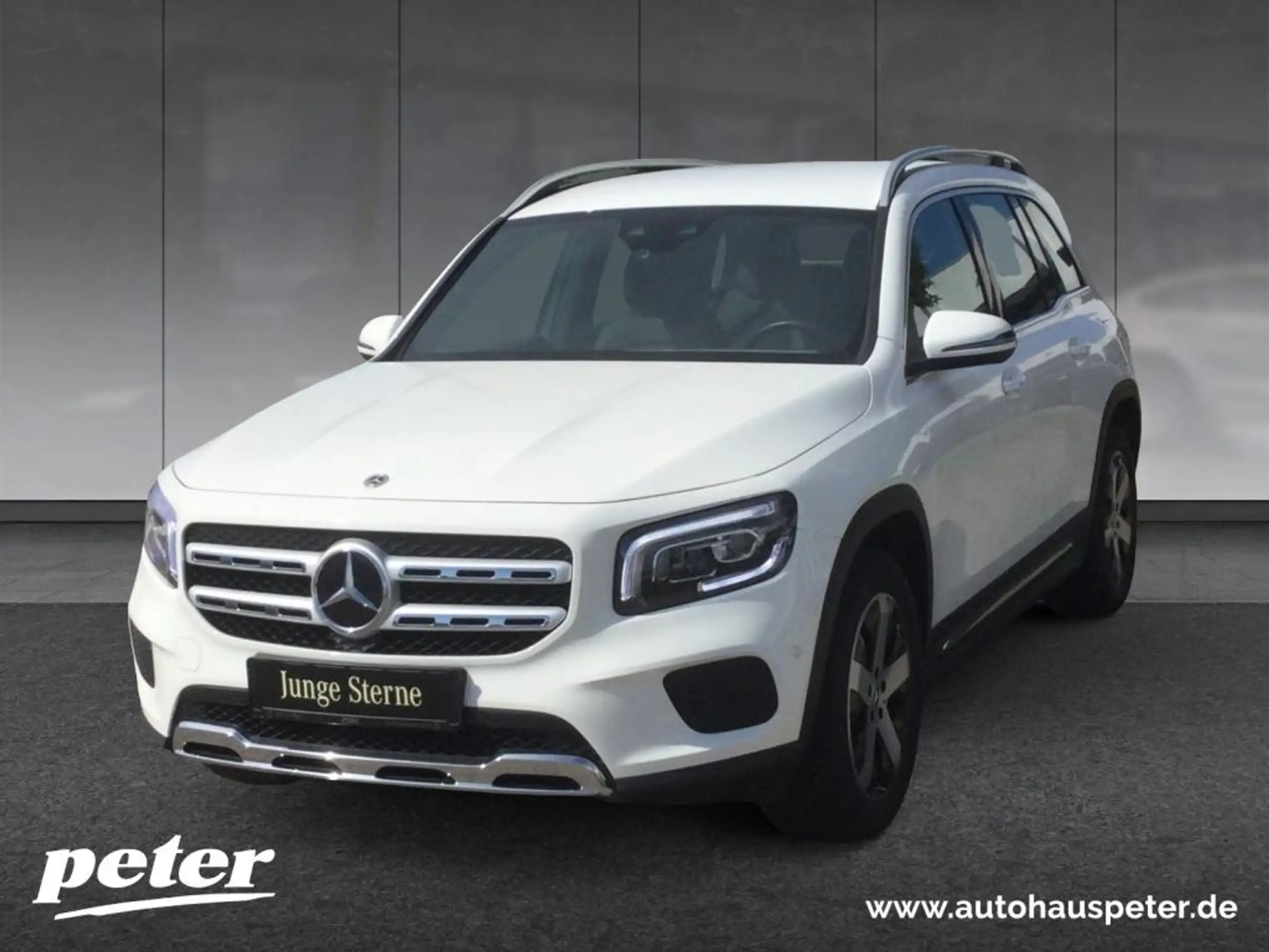 Mercedes-Benz GLB 180 2023