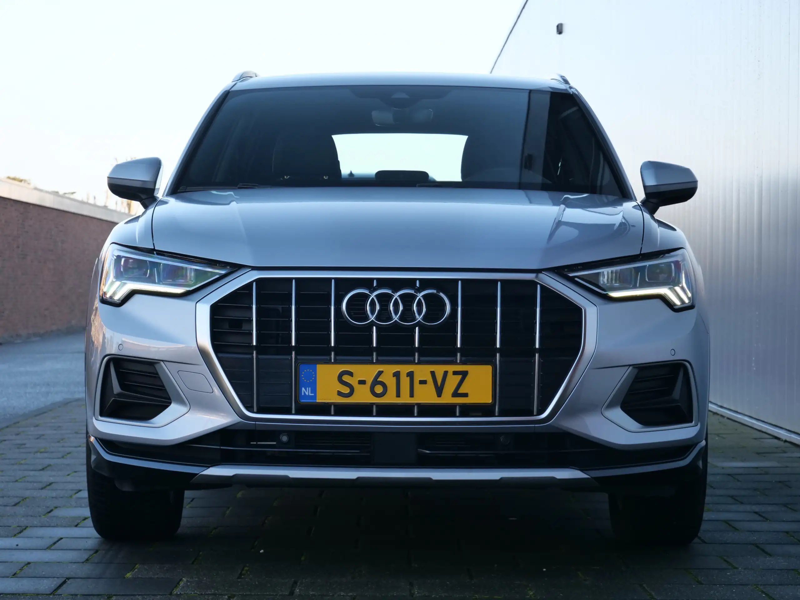 Audi - Q3