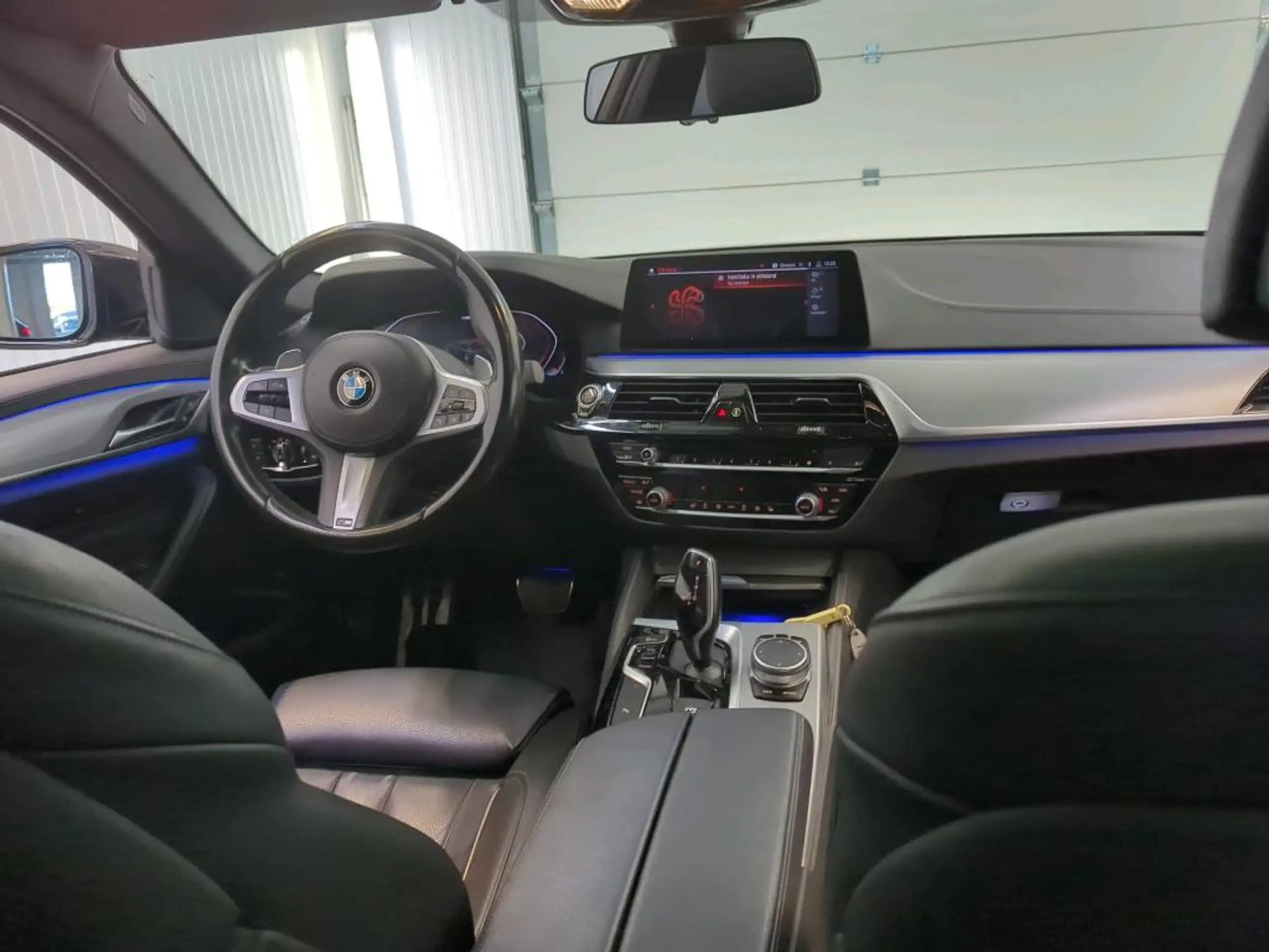 BMW - 520