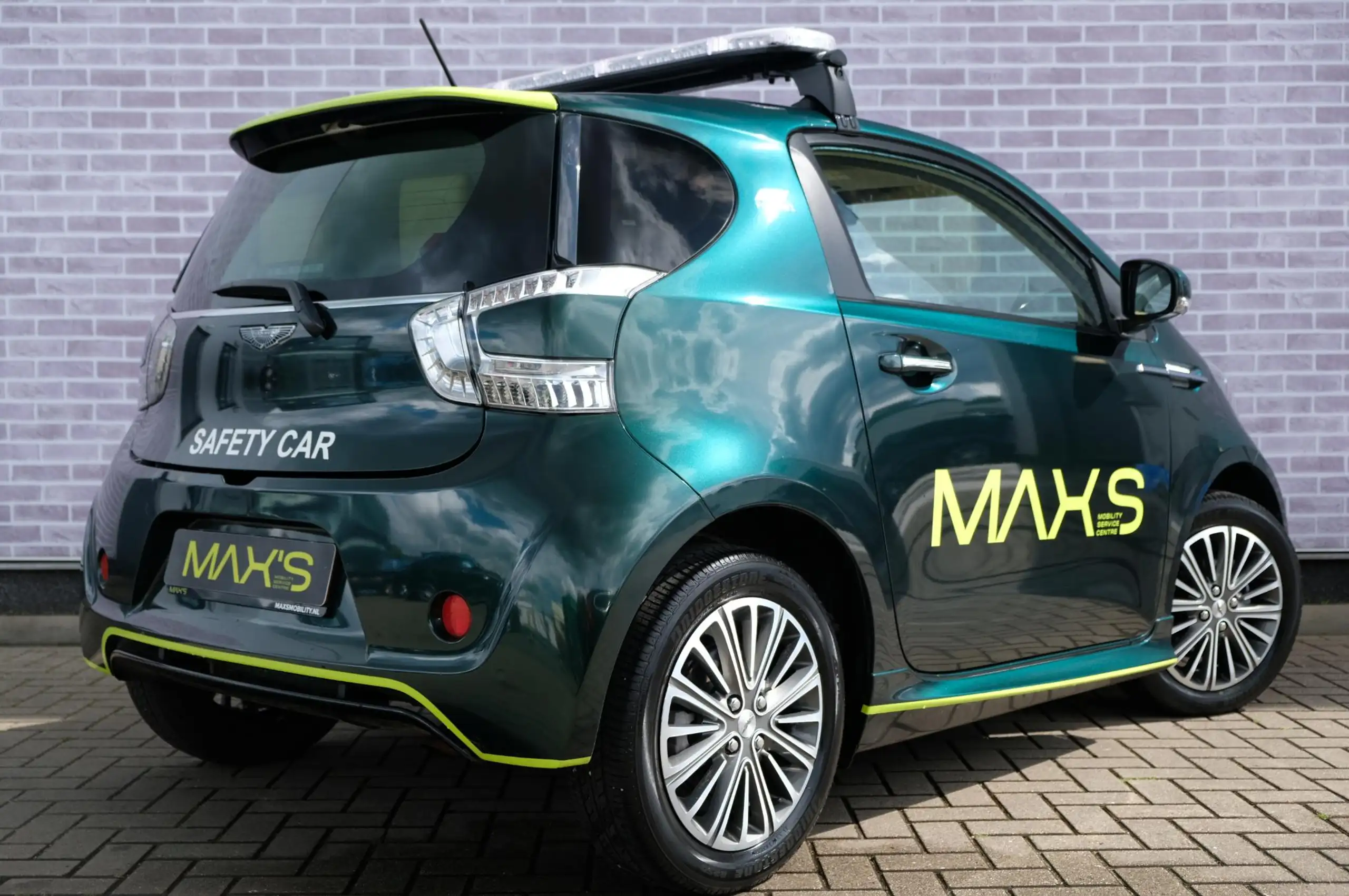 Aston Martin - Cygnet