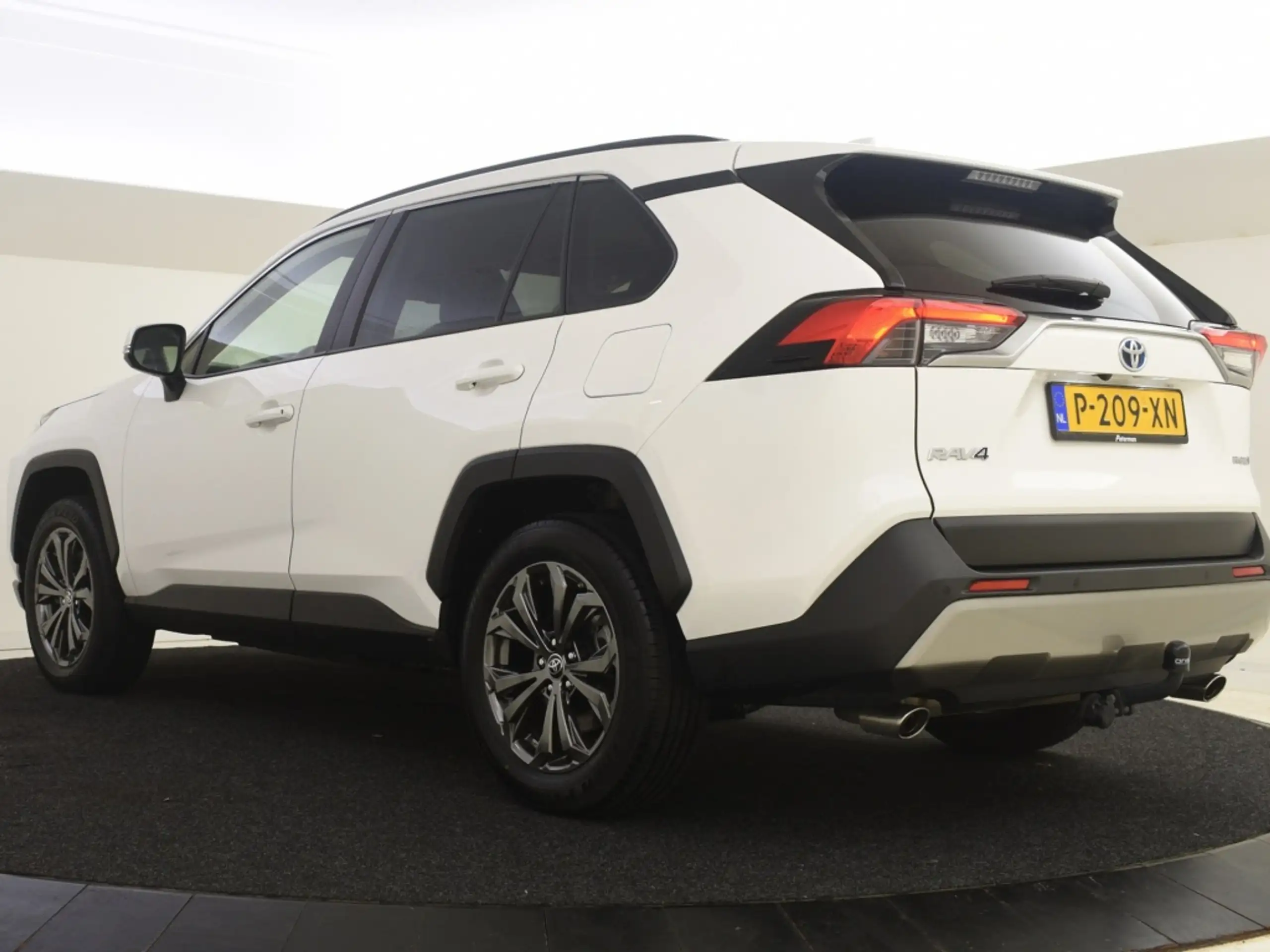 Toyota - RAV 4