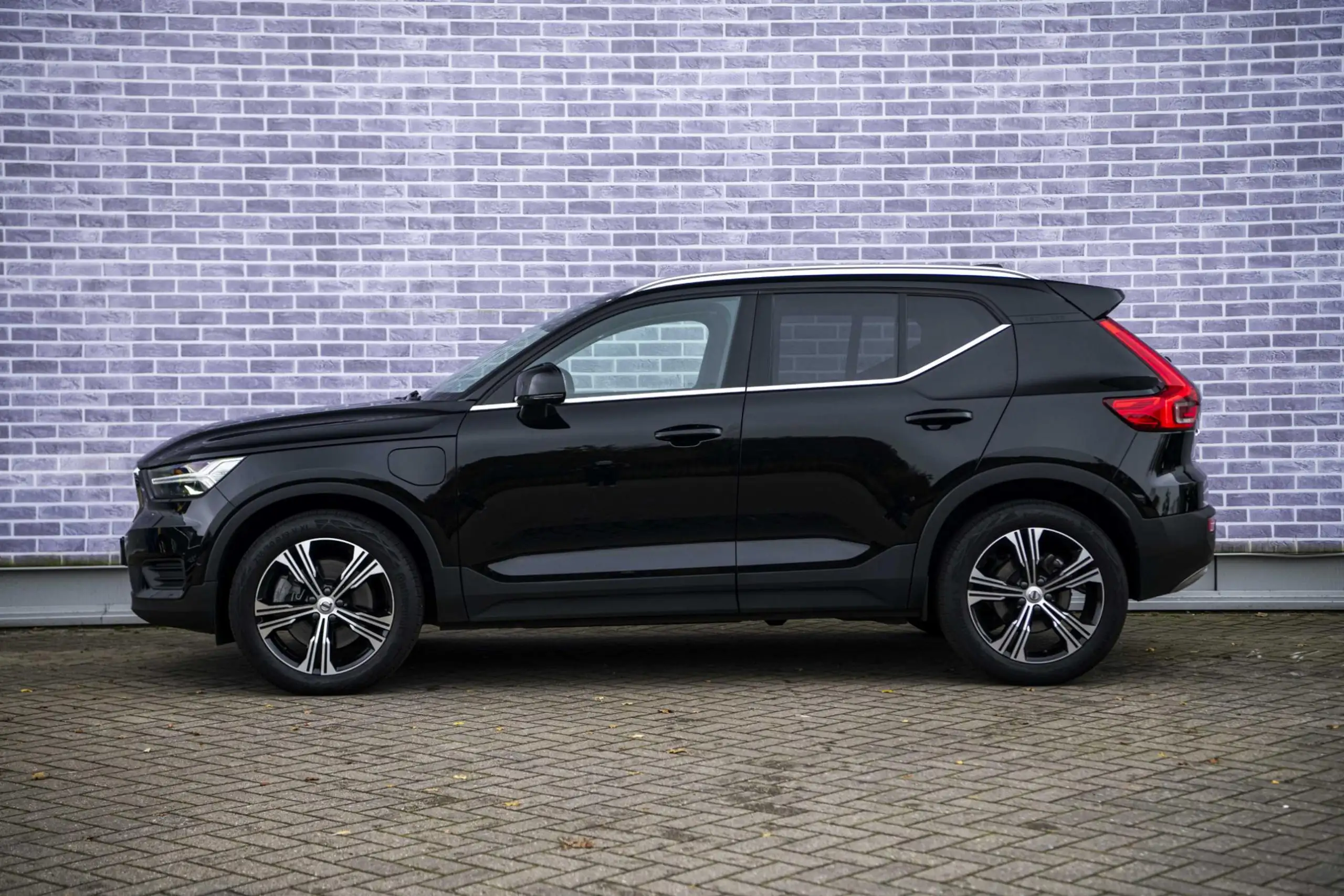 Volvo - XC40