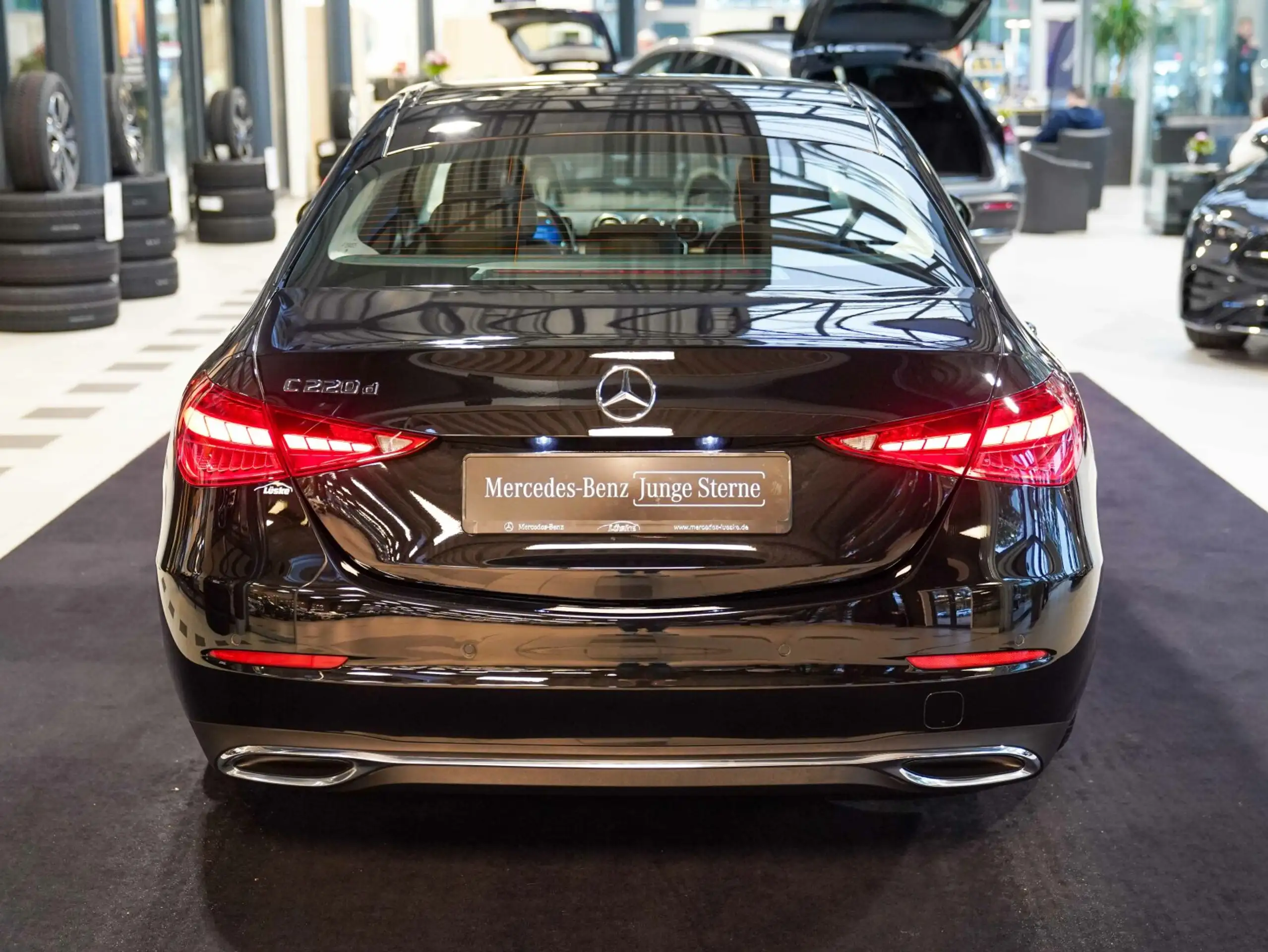 Mercedes-Benz - C 220