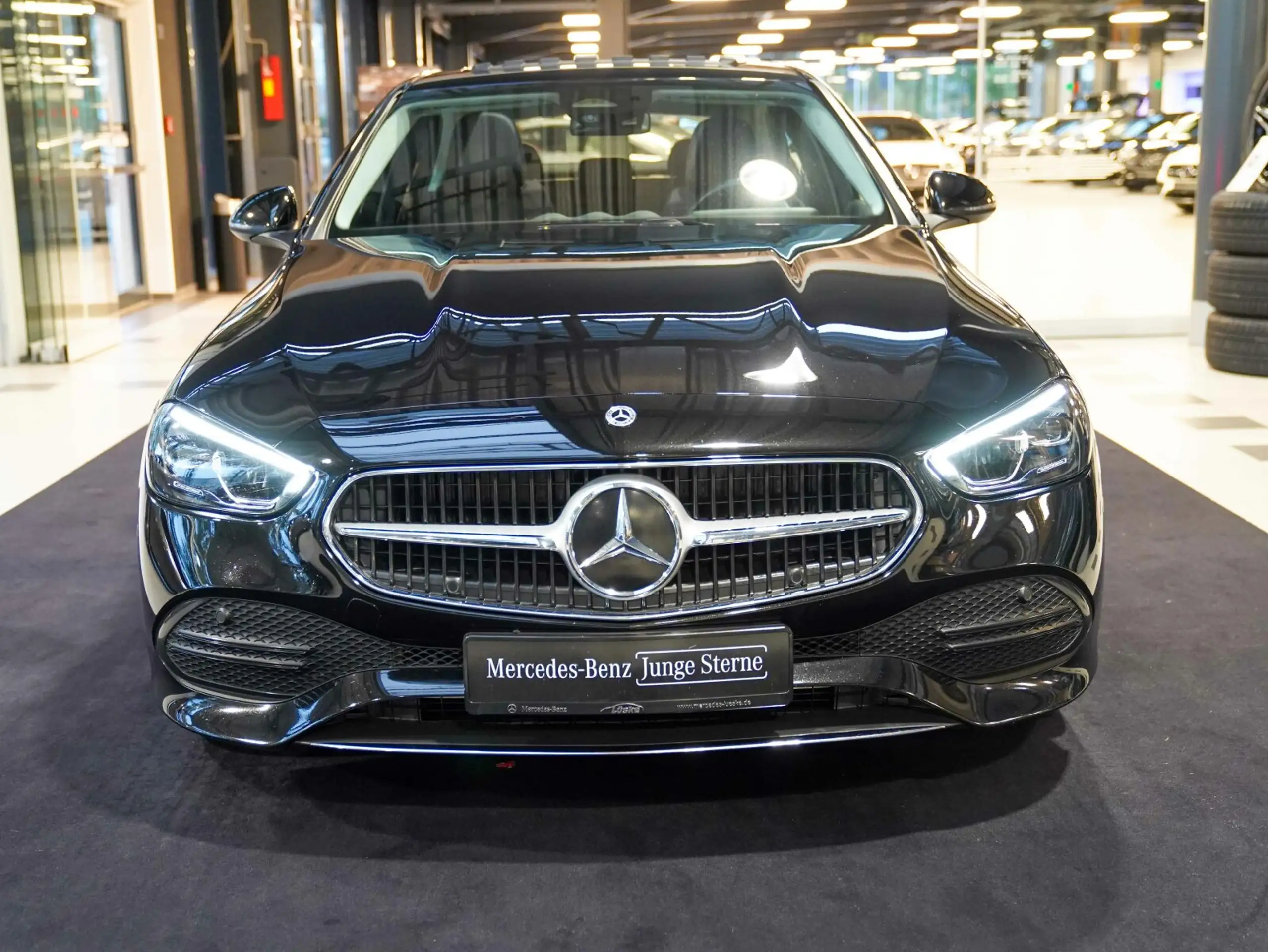 Mercedes-Benz - C 220